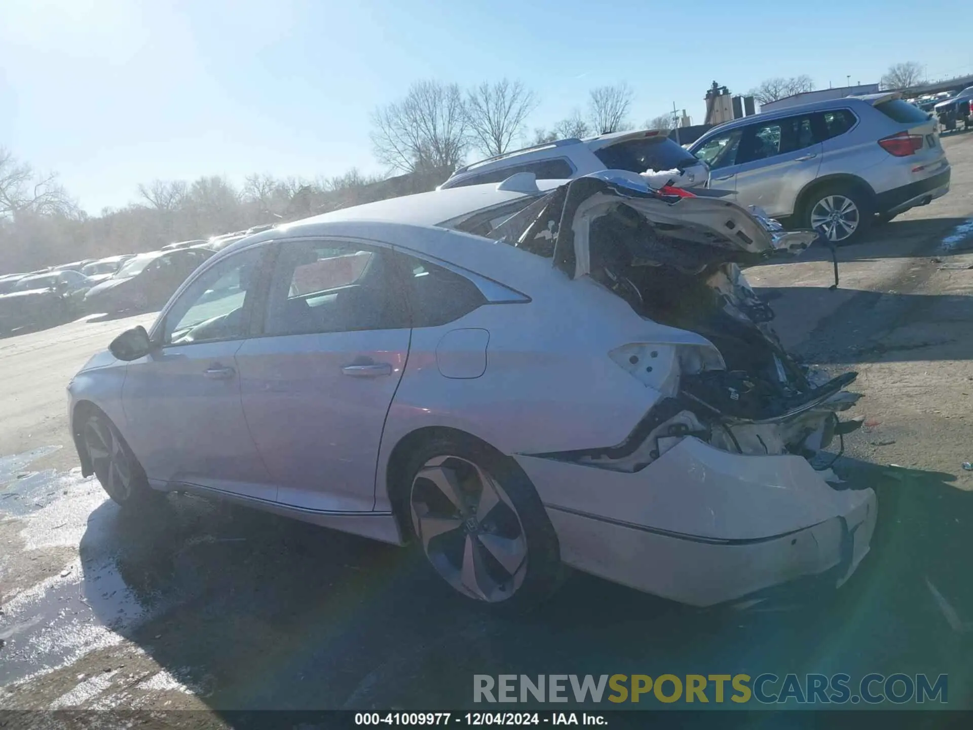 14 fotografías del automóvil dañado 1HGCV2F94KA018578 HONDA ACCORD 2019