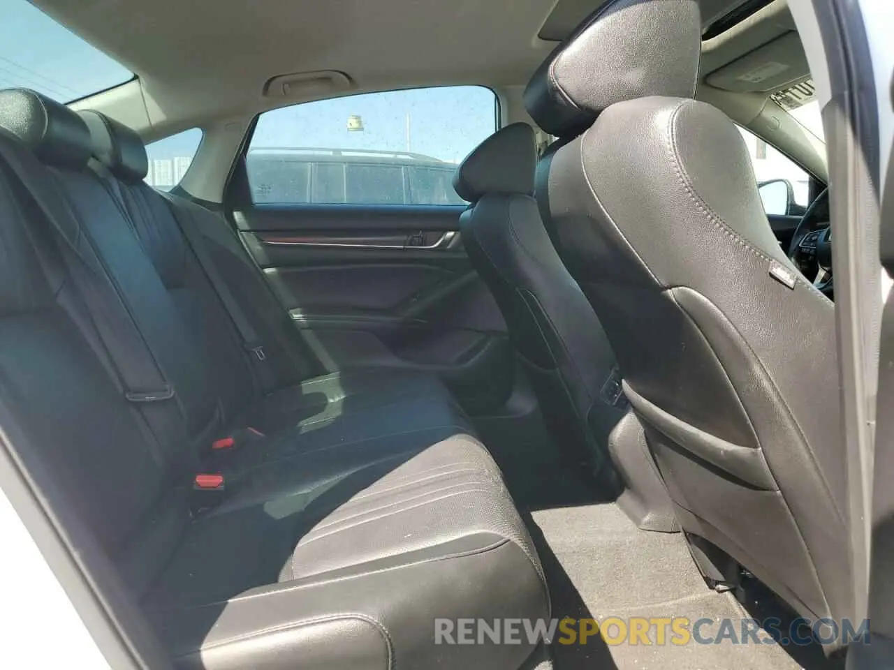 10 fotografías del automóvil dañado 1HGCV2F95KA028634 HONDA ACCORD 2019