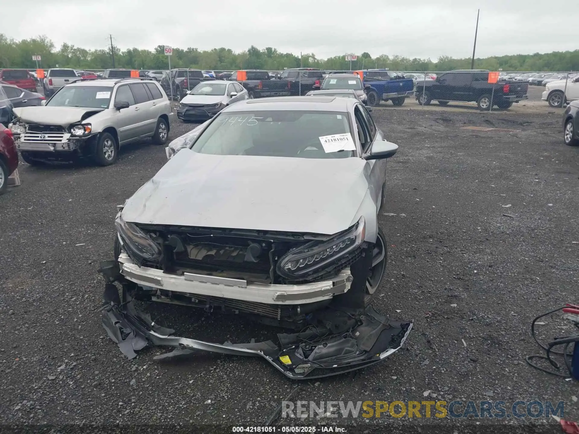 11 fotografías del automóvil dañado 1HGCV2F96KA009445 HONDA ACCORD 2019