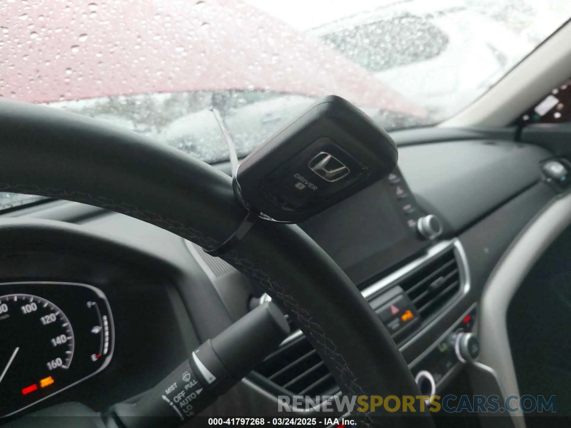 11 fotografías del automóvil dañado 1HGCV2F99KA025915 HONDA ACCORD 2019