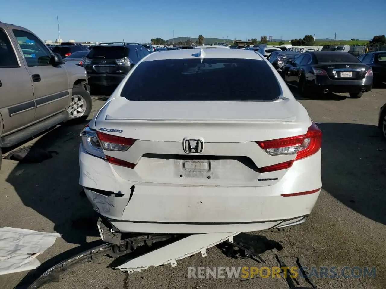 6 fotografías del automóvil dañado 1HGCV3F43KA017609 HONDA ACCORD 2019