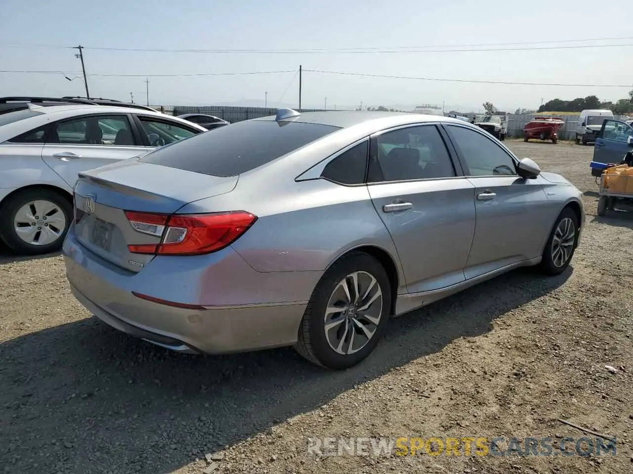3 fotografías del automóvil dañado 1HGCV3F46KA012226 HONDA ACCORD 2019