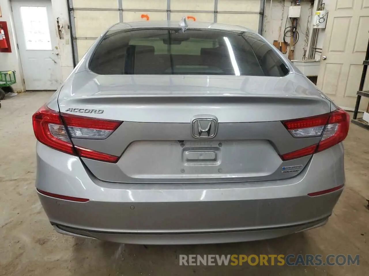 6 fotografías del automóvil dañado 1HGCV3F96KA008737 HONDA ACCORD 2019