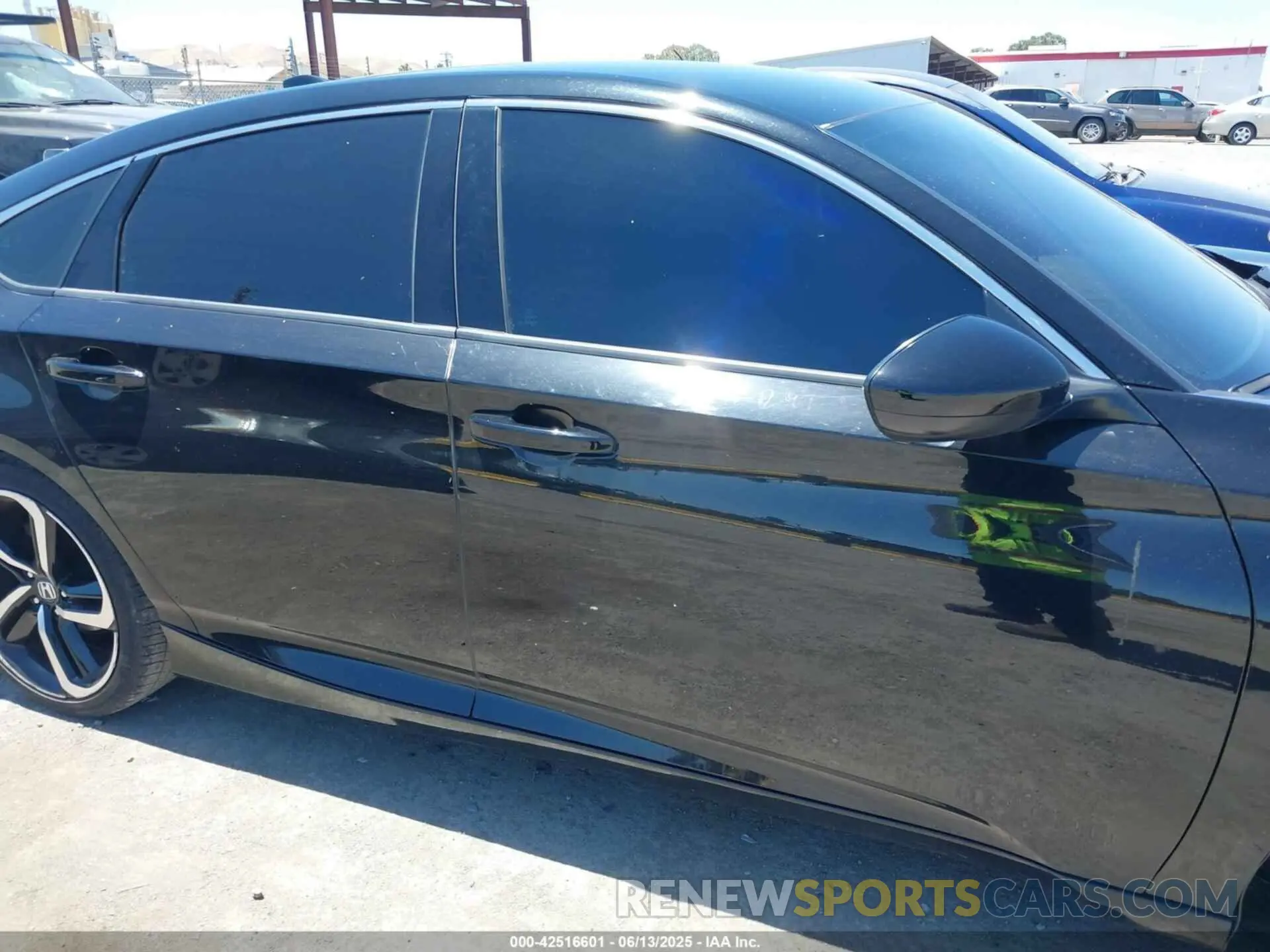 13 fotografías del automóvil dañado 1HGCV1E34LA051119 HONDA ACCORD 2020
