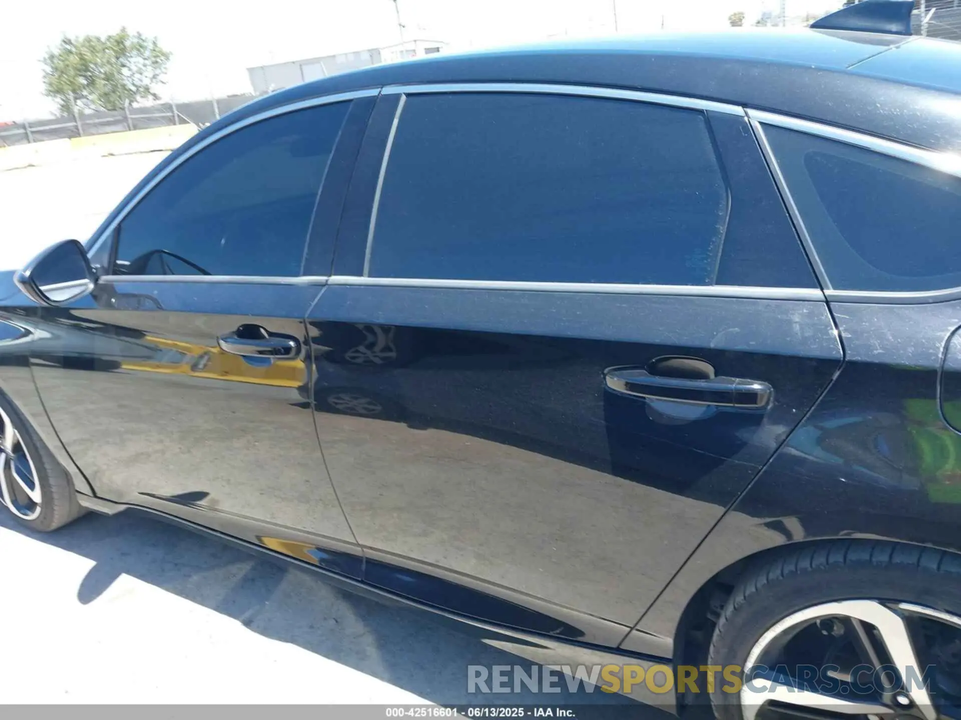14 fotografías del automóvil dañado 1HGCV1E34LA051119 HONDA ACCORD 2020