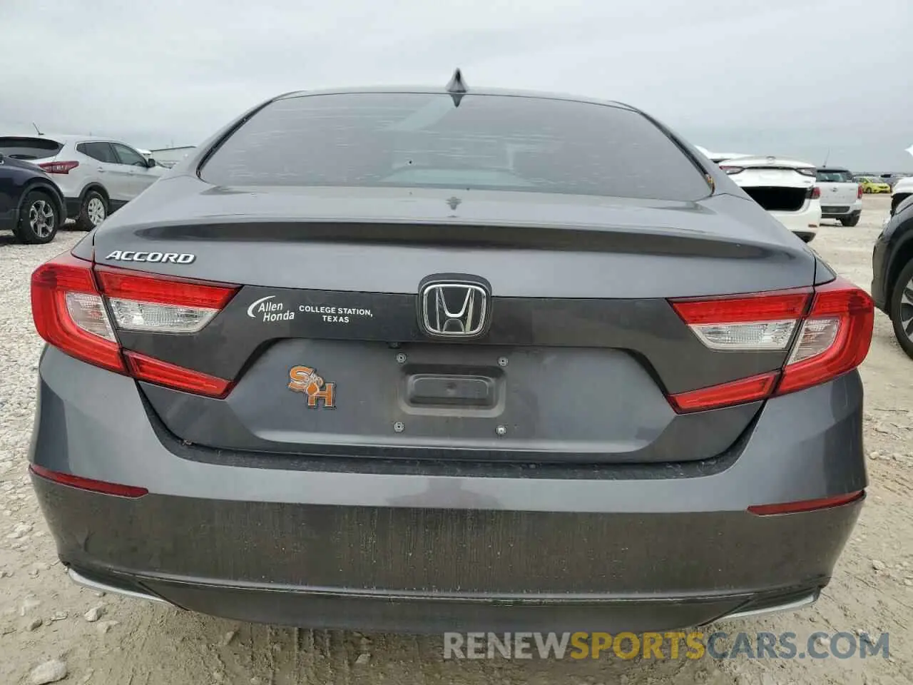 6 fotografías del automóvil dañado 1HGCV1F10LA045749 HONDA ACCORD 2020