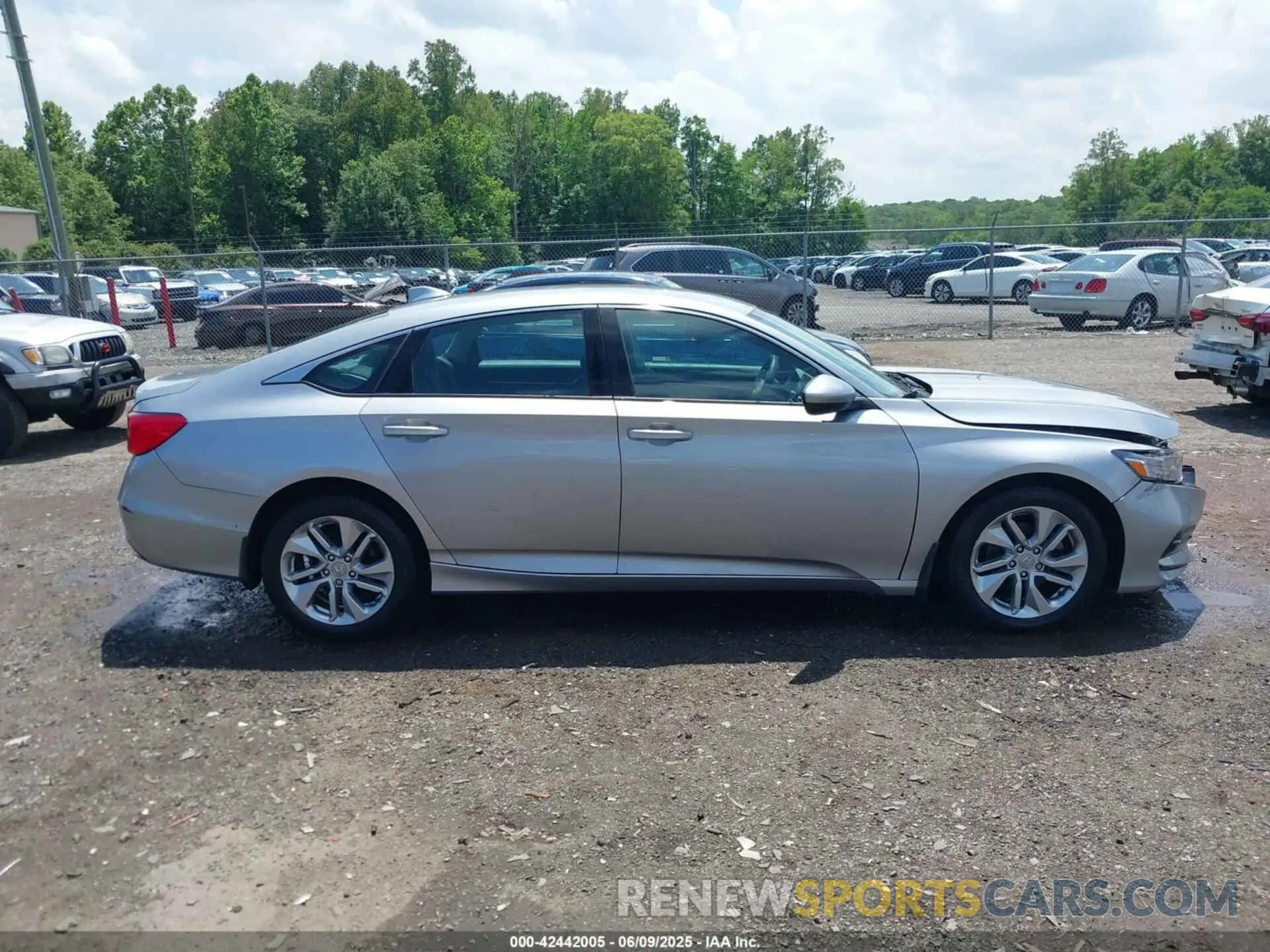 13 fotografías del automóvil dañado 1HGCV1F10LA054547 HONDA ACCORD 2020