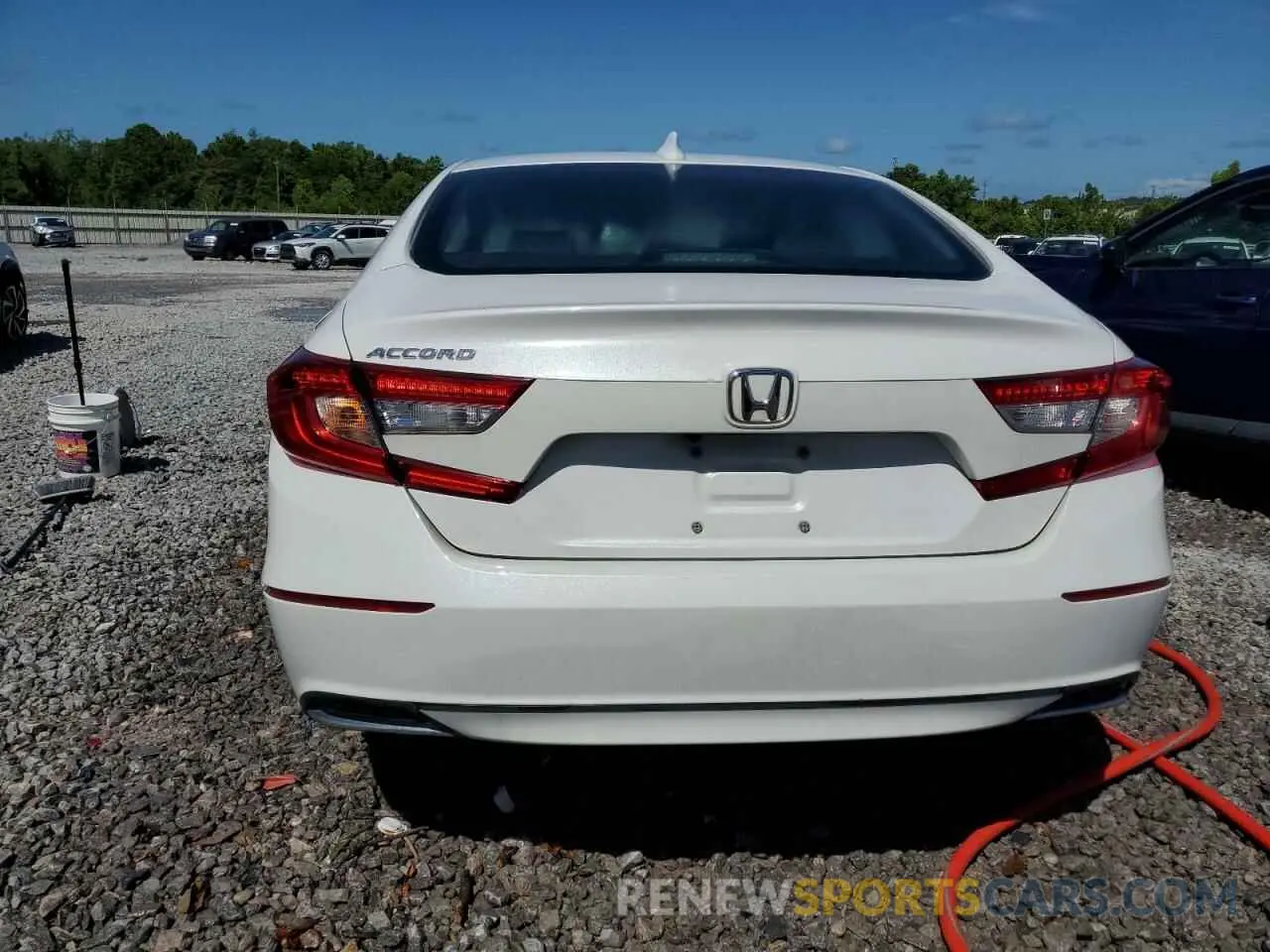 6 fotografías del automóvil dañado 1HGCV1F10LA120563 HONDA ACCORD 2020