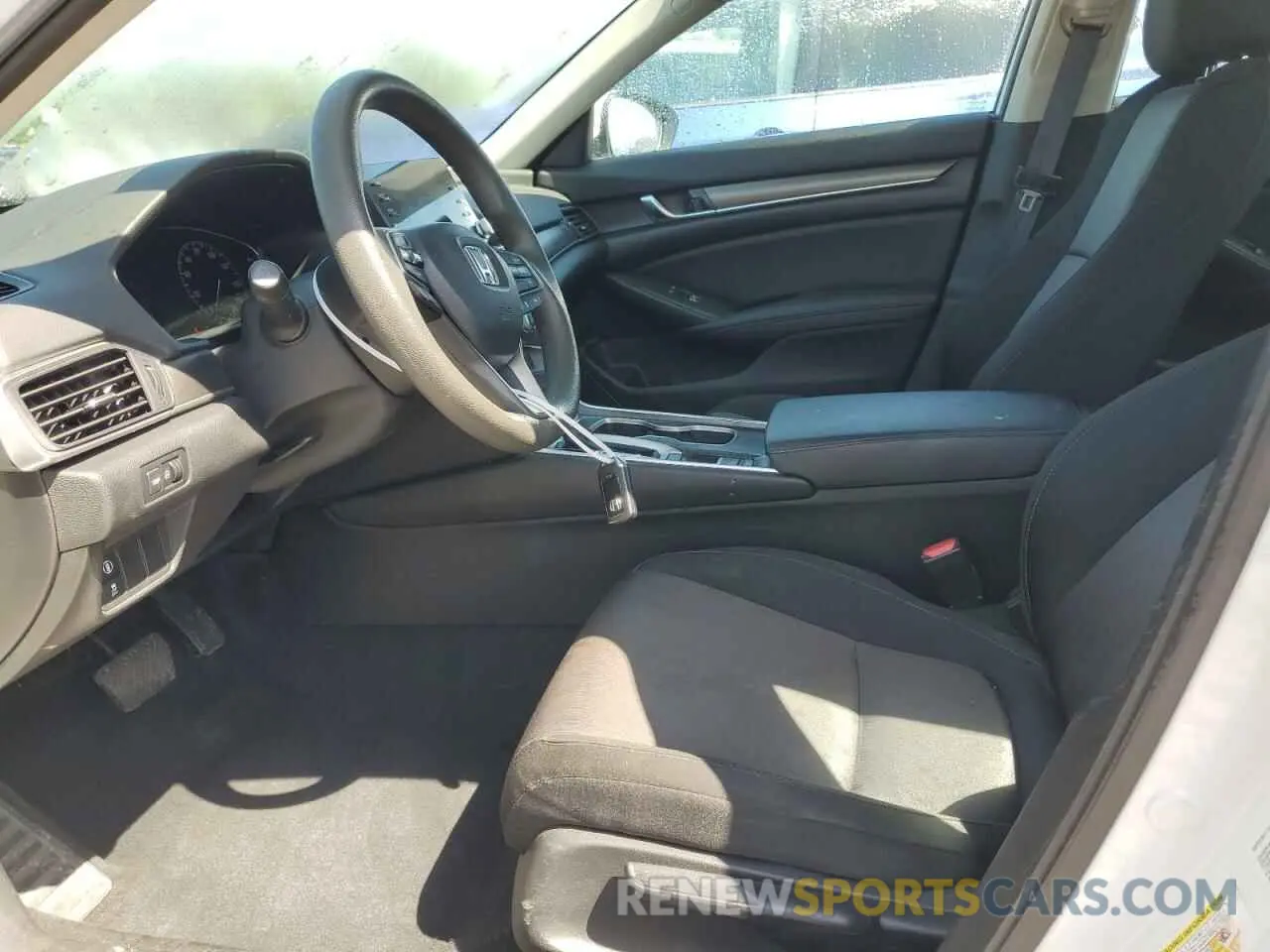7 fotografías del automóvil dañado 1HGCV1F10LA120563 HONDA ACCORD 2020