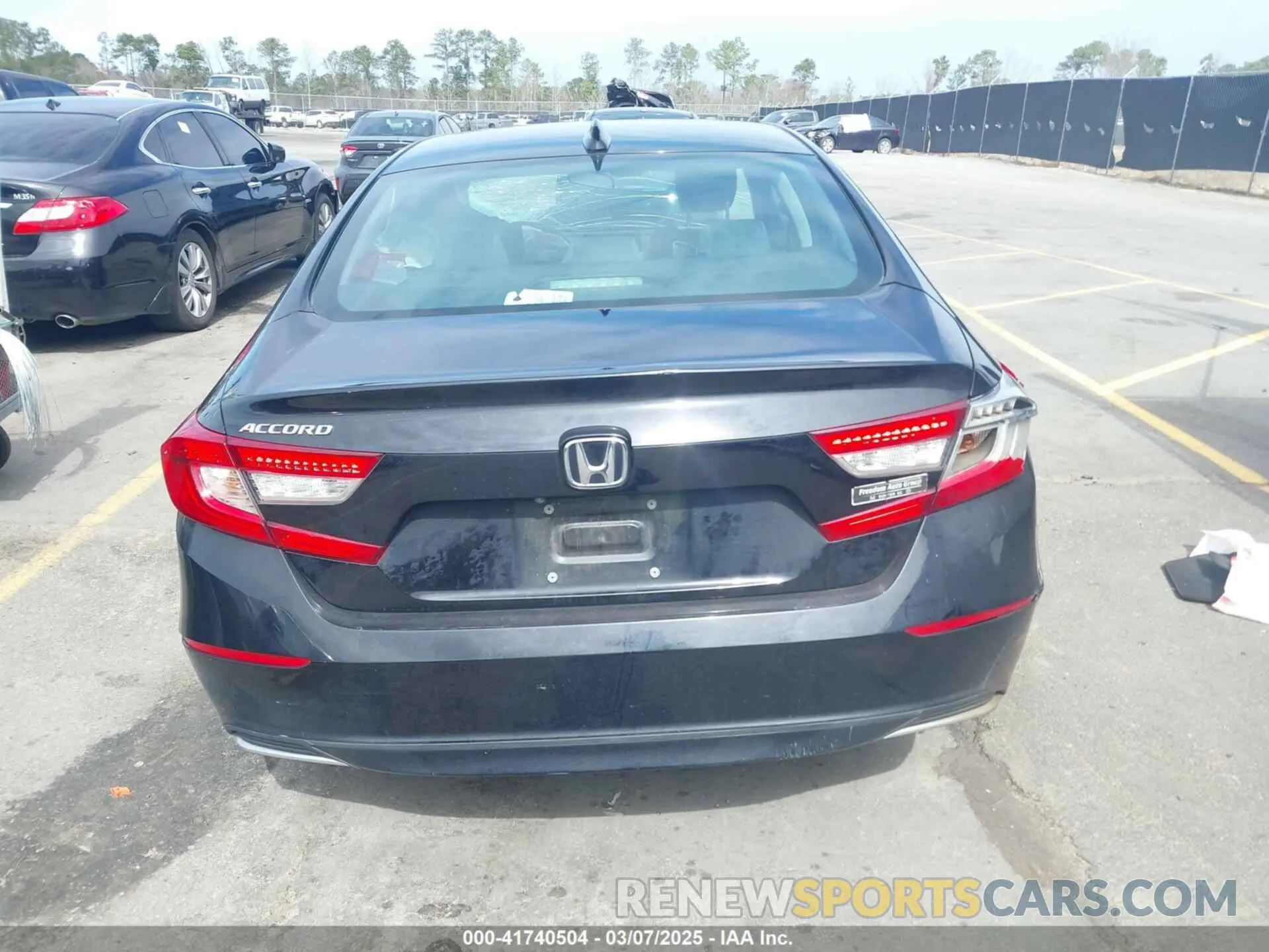15 fotografías del automóvil dañado 1HGCV1F10LA127660 HONDA ACCORD 2020