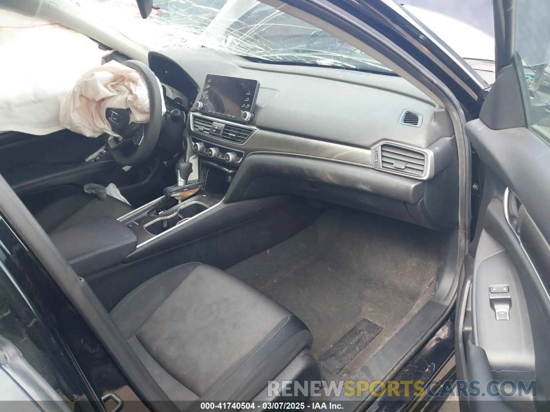 5 fotografías del automóvil dañado 1HGCV1F10LA127660 HONDA ACCORD 2020