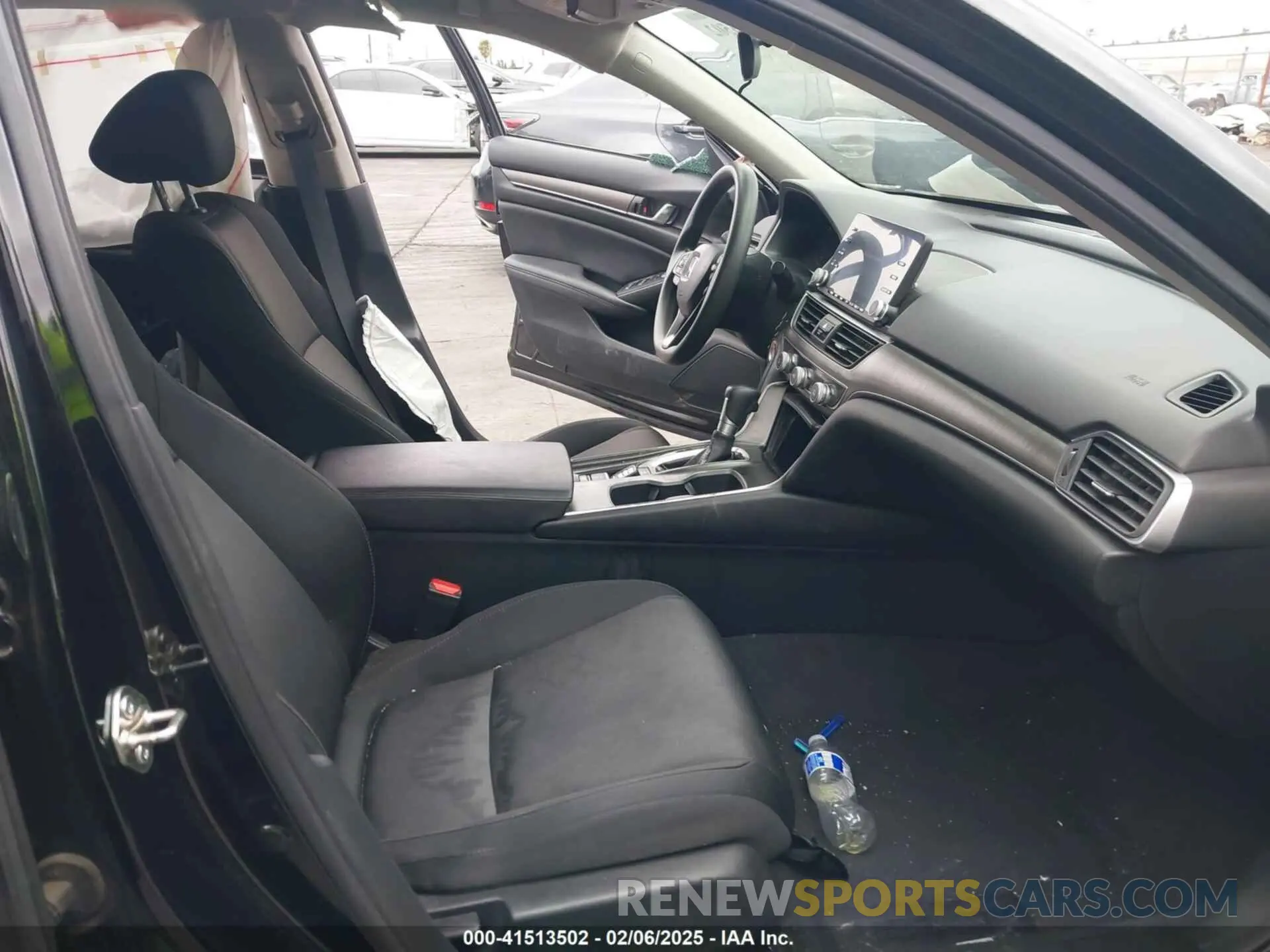 5 fotografías del automóvil dañado 1HGCV1F11LA037238 HONDA ACCORD 2020
