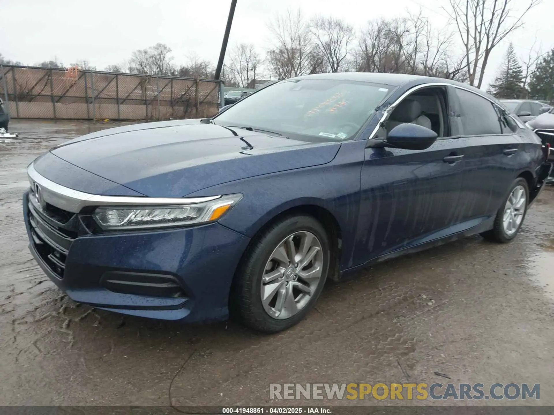 2 fotografías del automóvil dañado 1HGCV1F11LA102363 HONDA ACCORD 2020