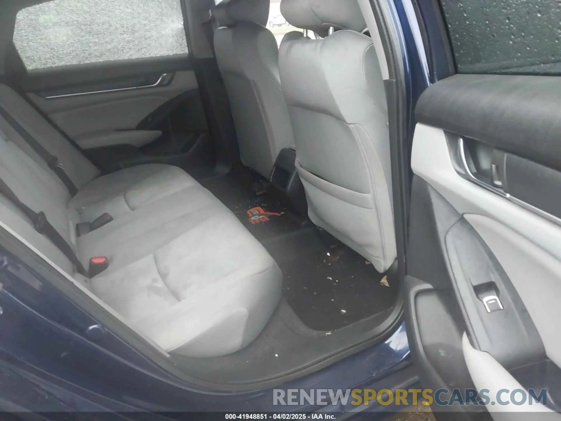 8 fotografías del automóvil dañado 1HGCV1F11LA102363 HONDA ACCORD 2020