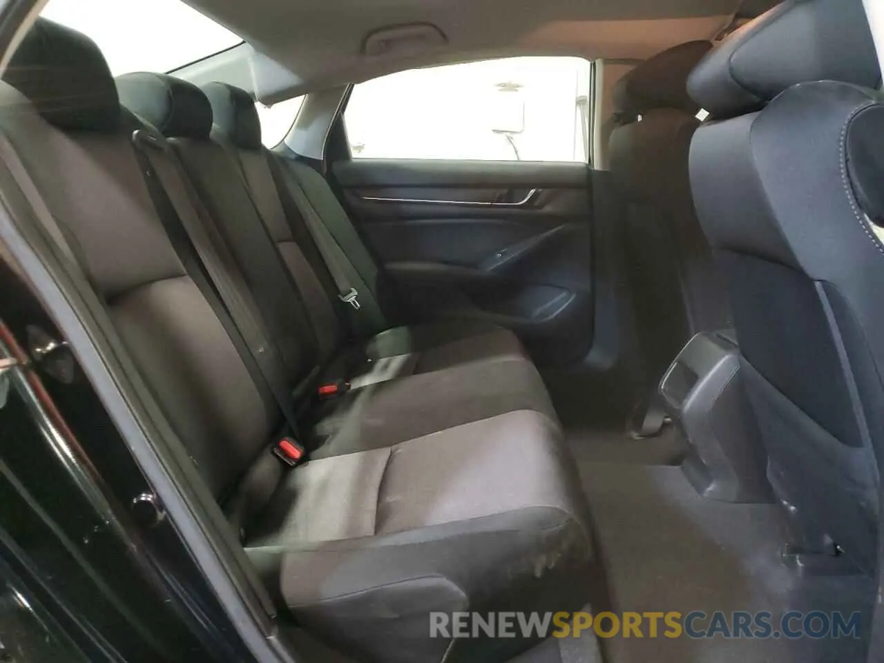 10 fotografías del automóvil dañado 1HGCV1F11LA133421 HONDA ACCORD 2020