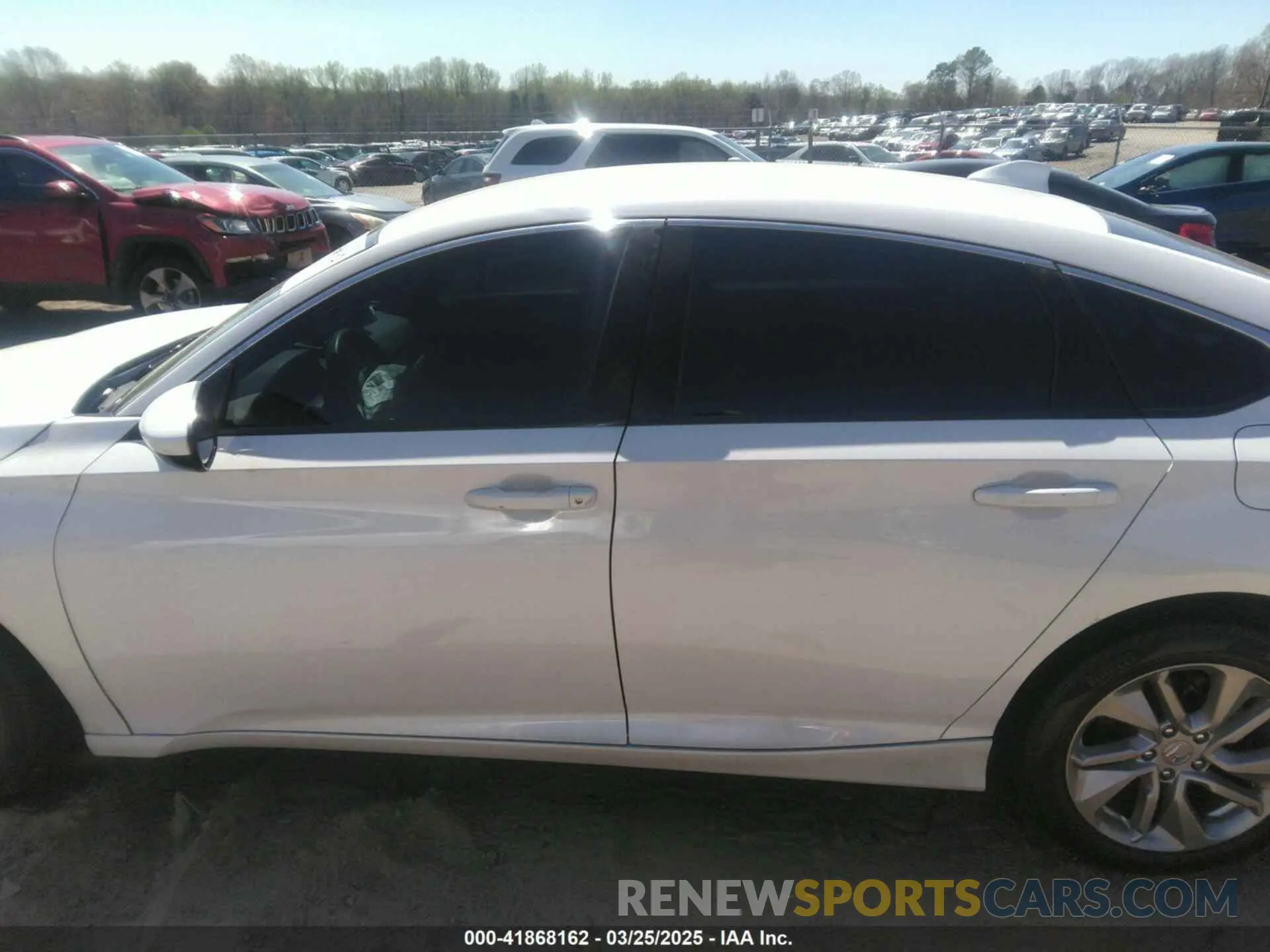 13 fotografías del automóvil dañado 1HGCV1F12LA032923 HONDA ACCORD 2020