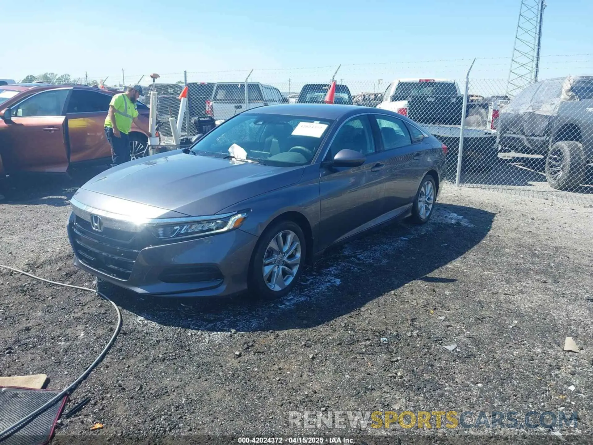 2 fotografías del automóvil dañado 1HGCV1F14LA081881 HONDA ACCORD 2020