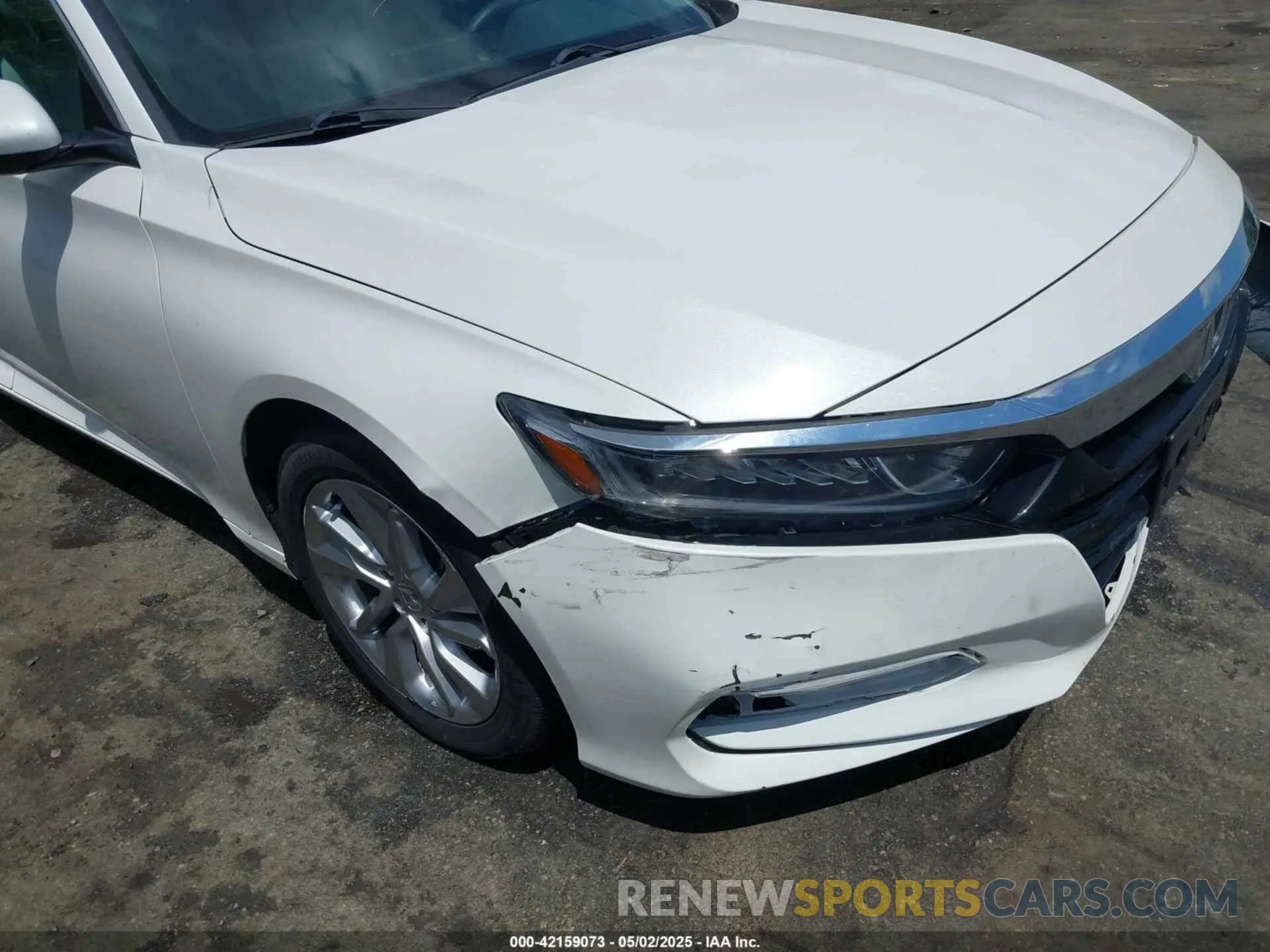 19 fotografías del automóvil dañado 1HGCV1F14LA099815 HONDA ACCORD 2020