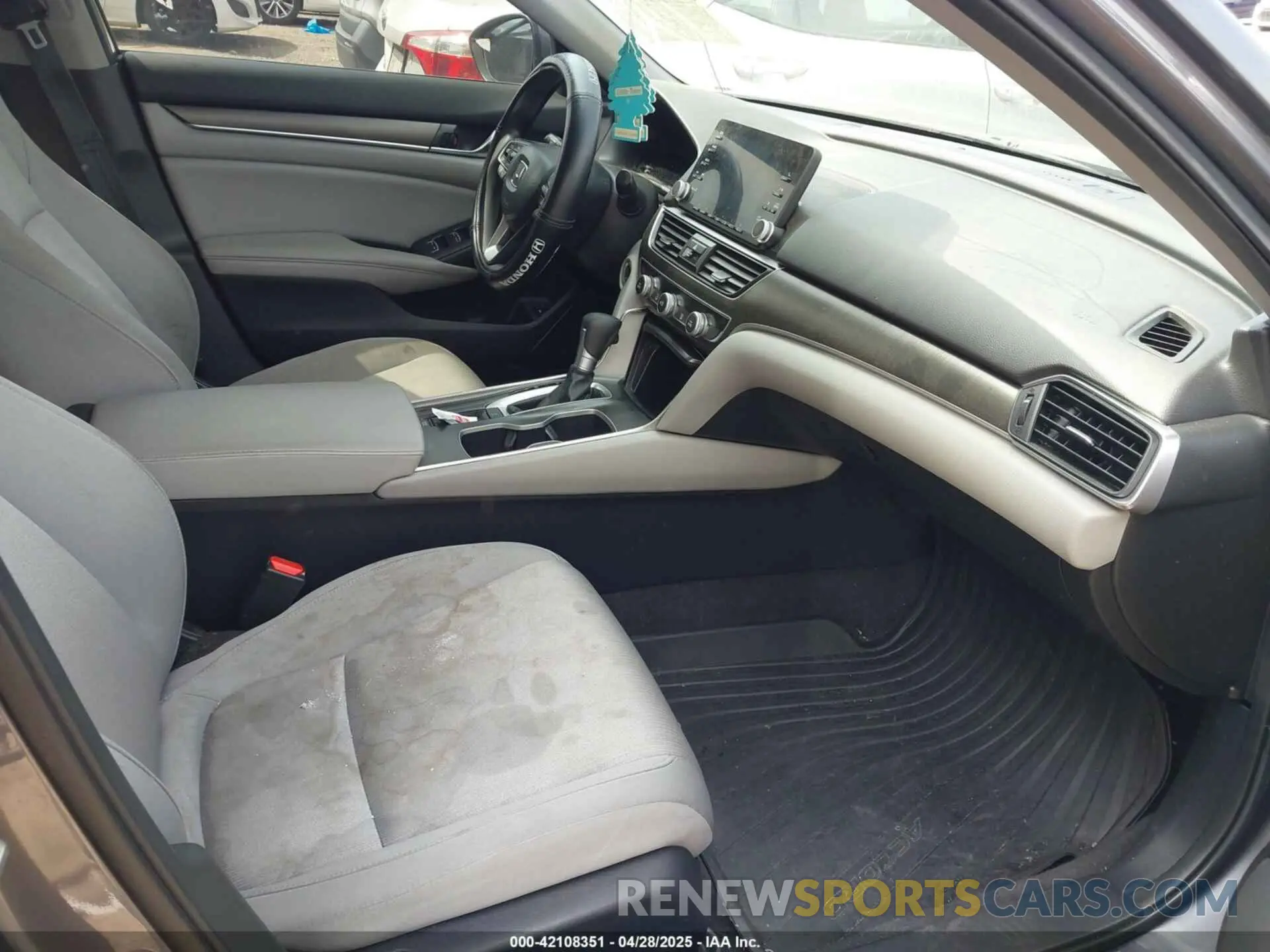 5 fotografías del automóvil dañado 1HGCV1F15LA046511 HONDA ACCORD 2020