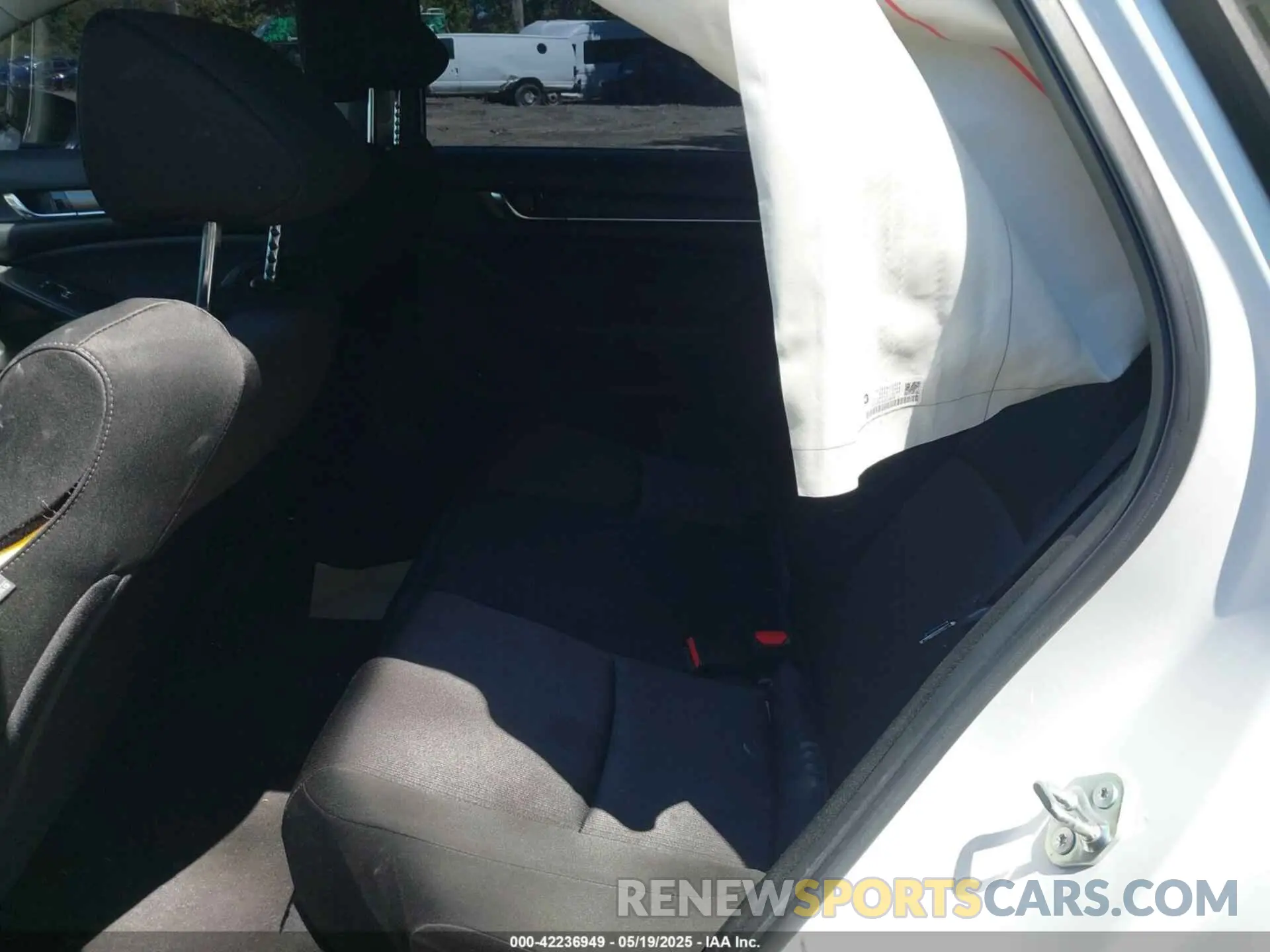 8 fotografías del automóvil dañado 1HGCV1F15LA062739 HONDA ACCORD 2020