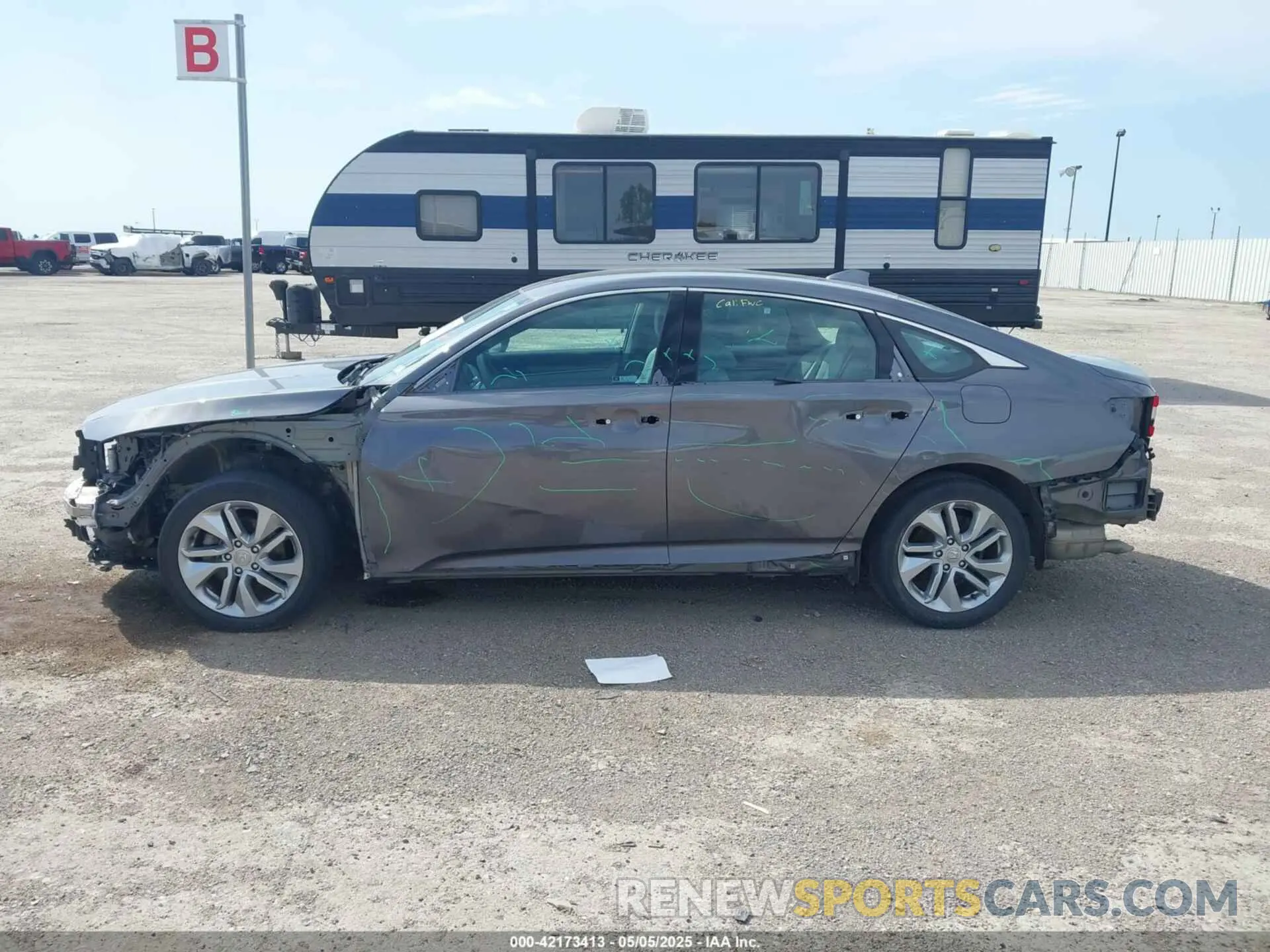 15 fotografías del automóvil dañado 1HGCV1F17LA084872 HONDA ACCORD 2020