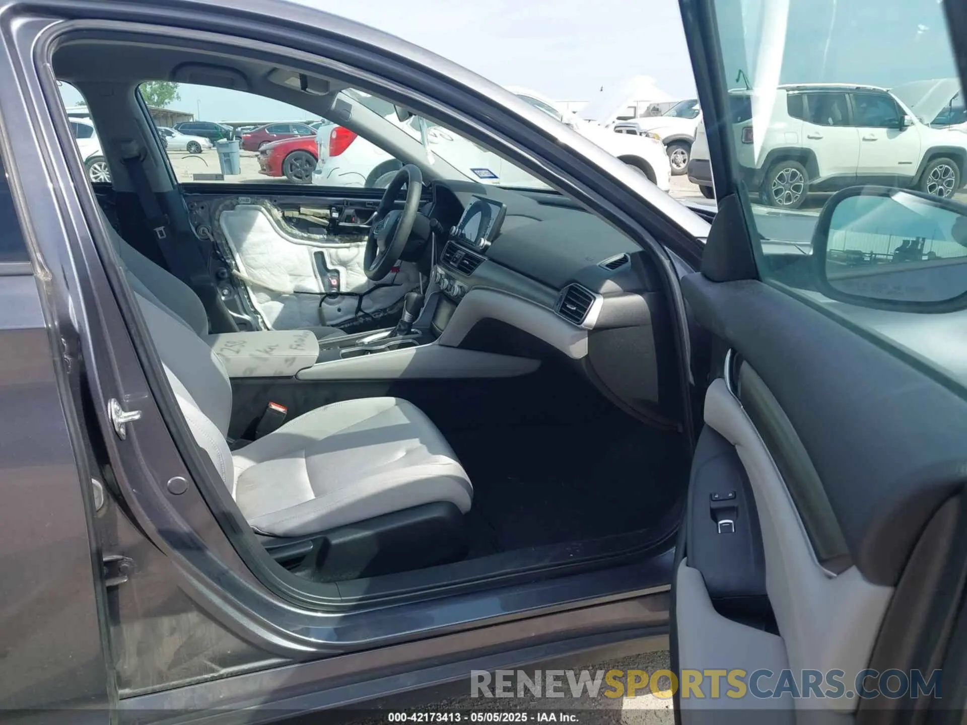 5 fotografías del automóvil dañado 1HGCV1F17LA084872 HONDA ACCORD 2020