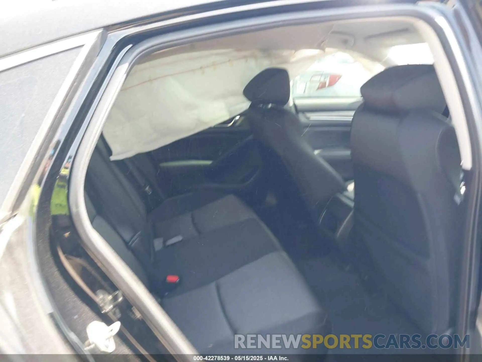 8 fotografías del automóvil dañado 1HGCV1F17LA141118 HONDA ACCORD 2020