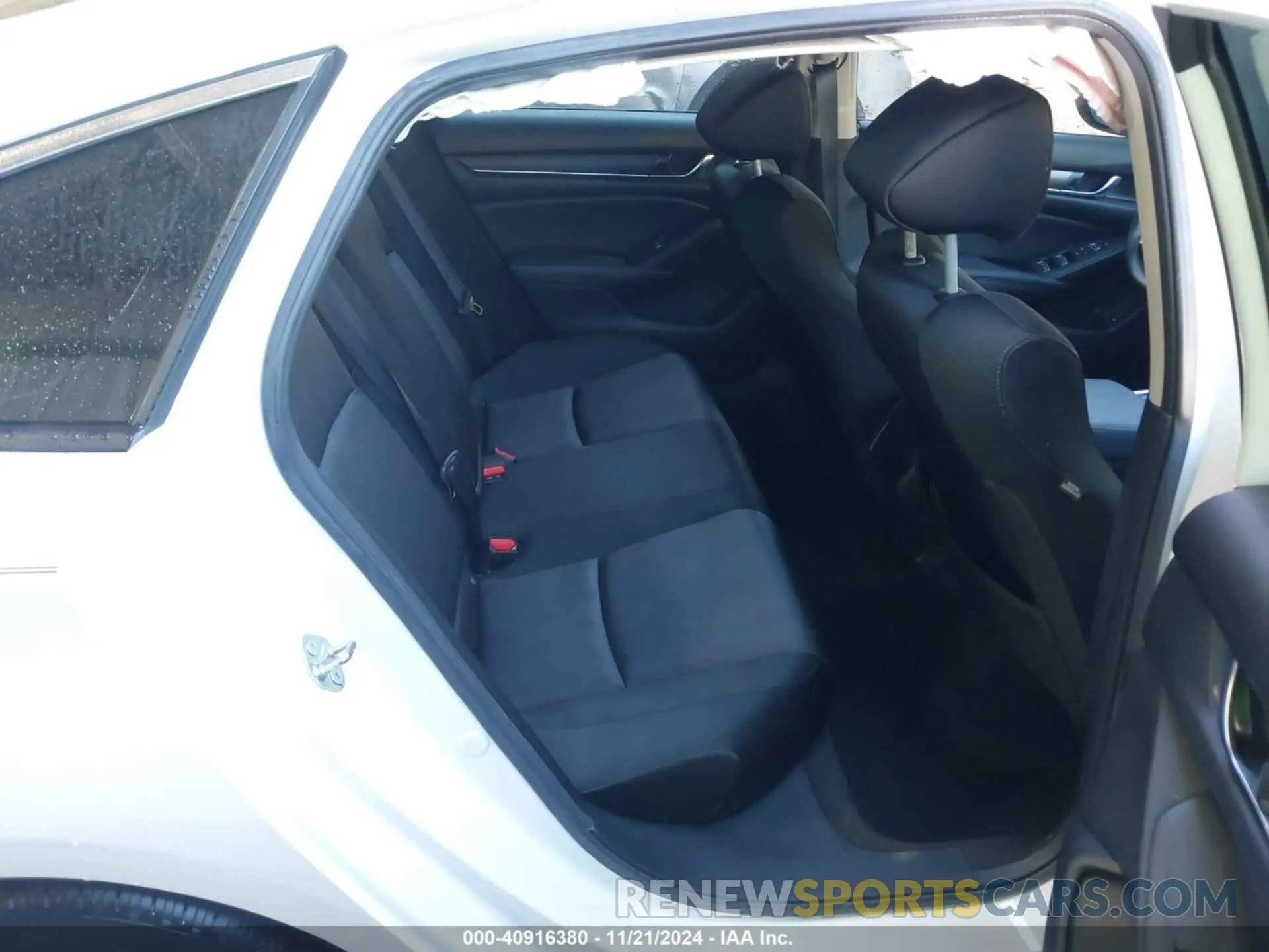 8 fotografías del automóvil dañado 1HGCV1F17LA152474 HONDA ACCORD 2020