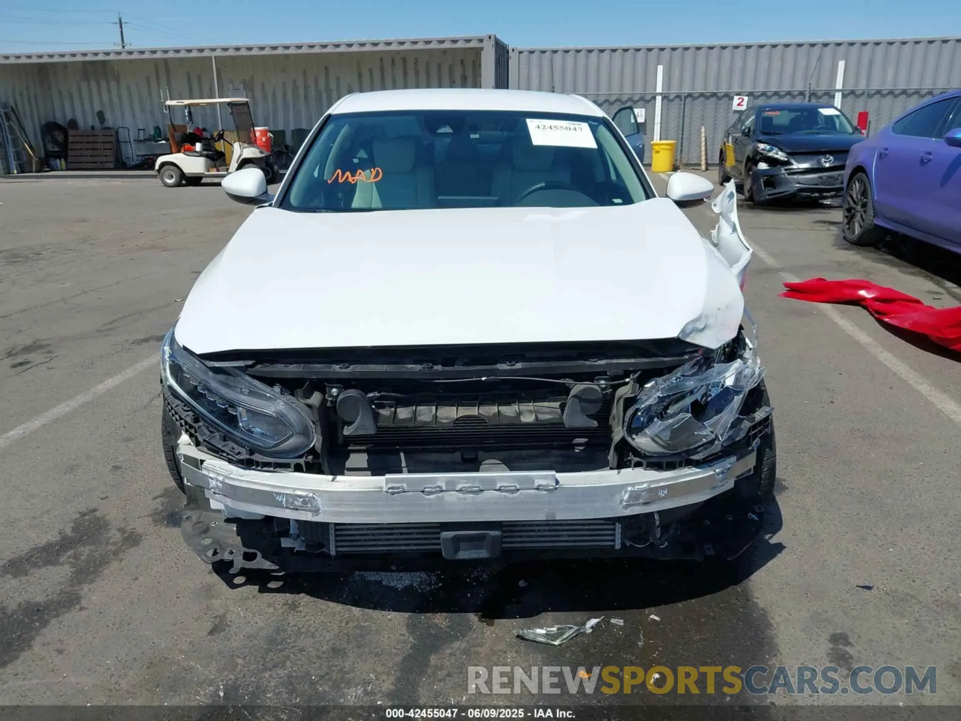 13 fotografías del automóvil dañado 1HGCV1F18LA017052 HONDA ACCORD 2020