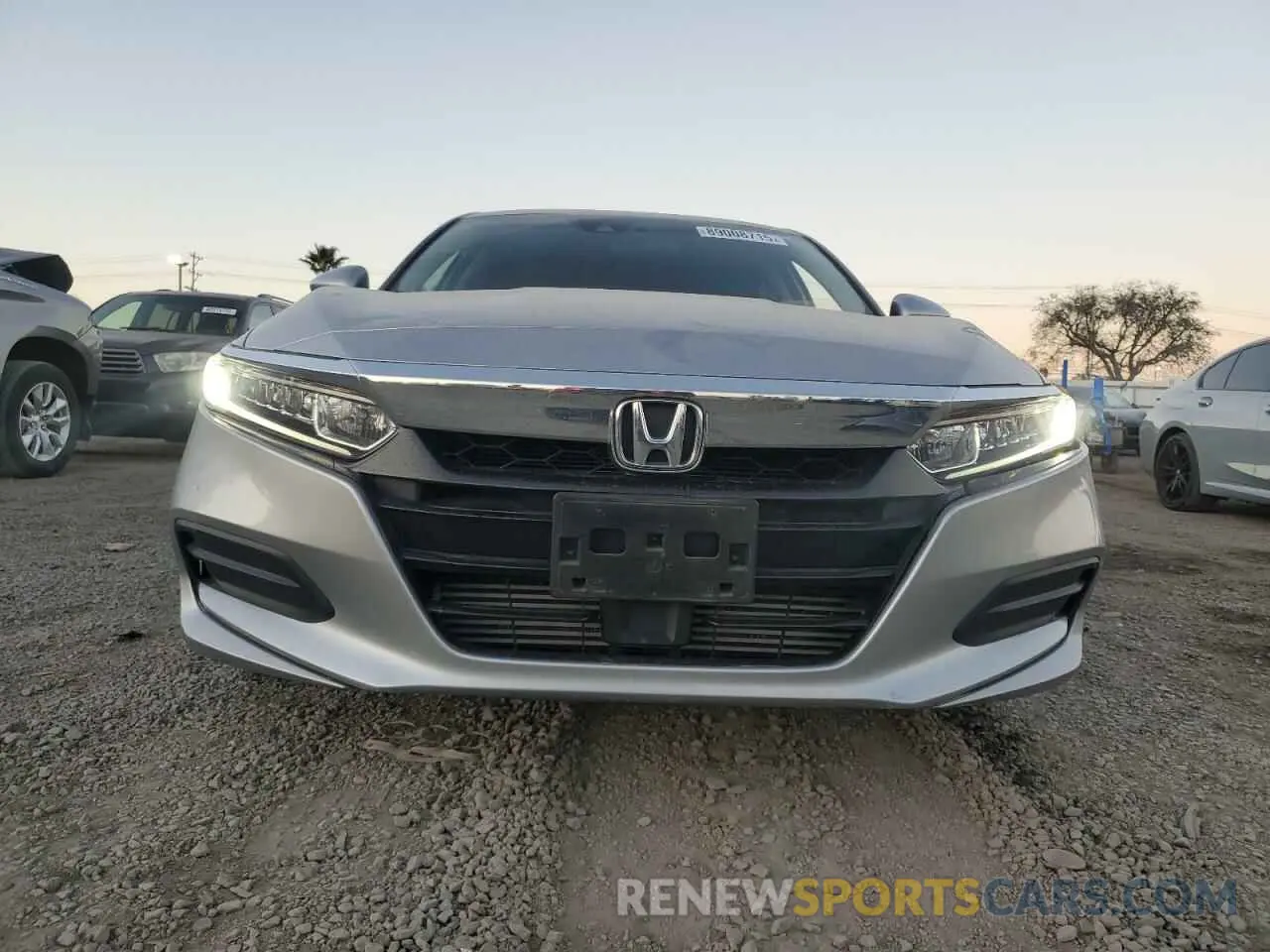 5 fotografías del automóvil dañado 1HGCV1F18LA047460 HONDA ACCORD 2020