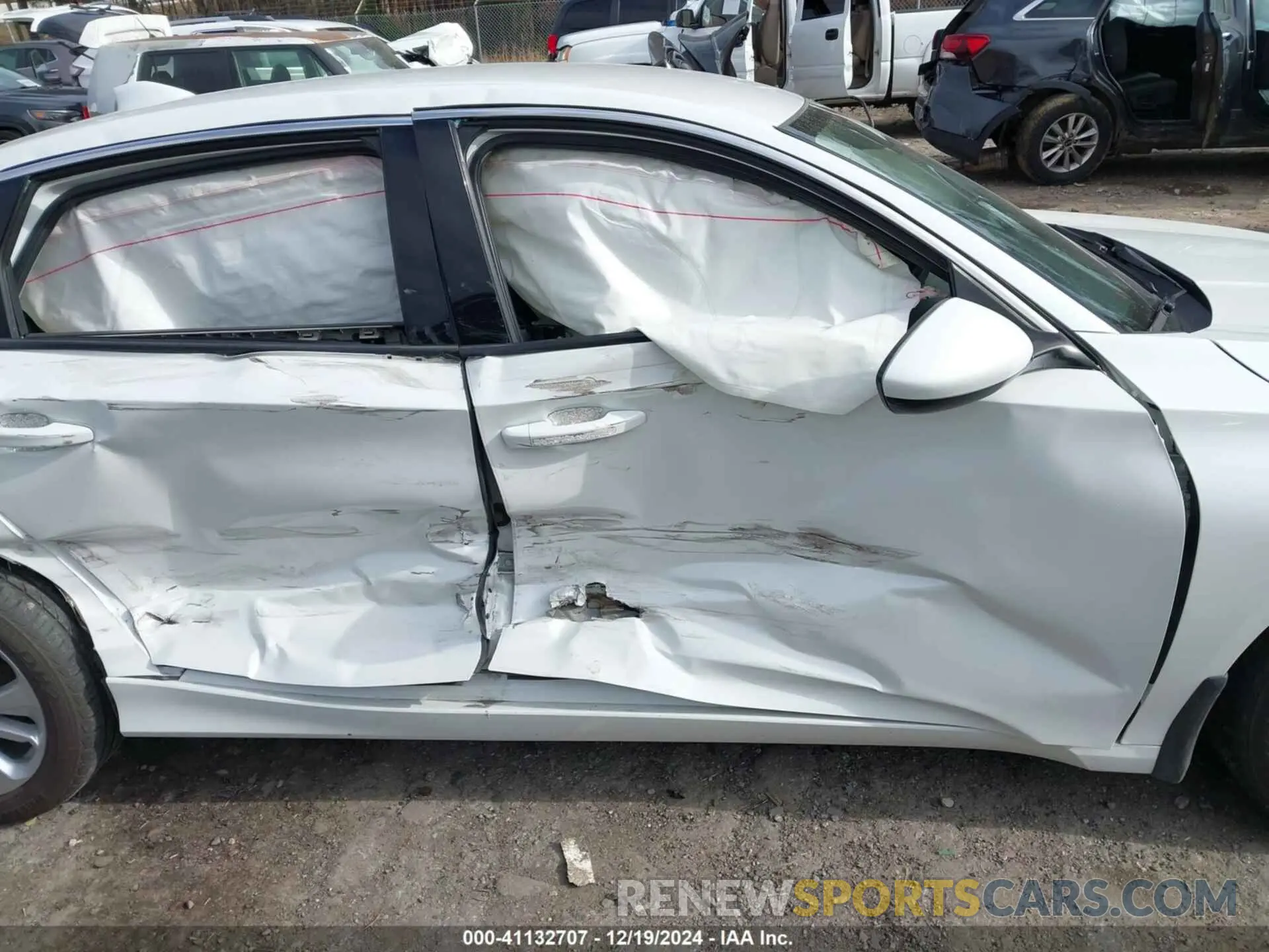 12 fotografías del automóvil dañado 1HGCV1F19LA045166 HONDA ACCORD 2020