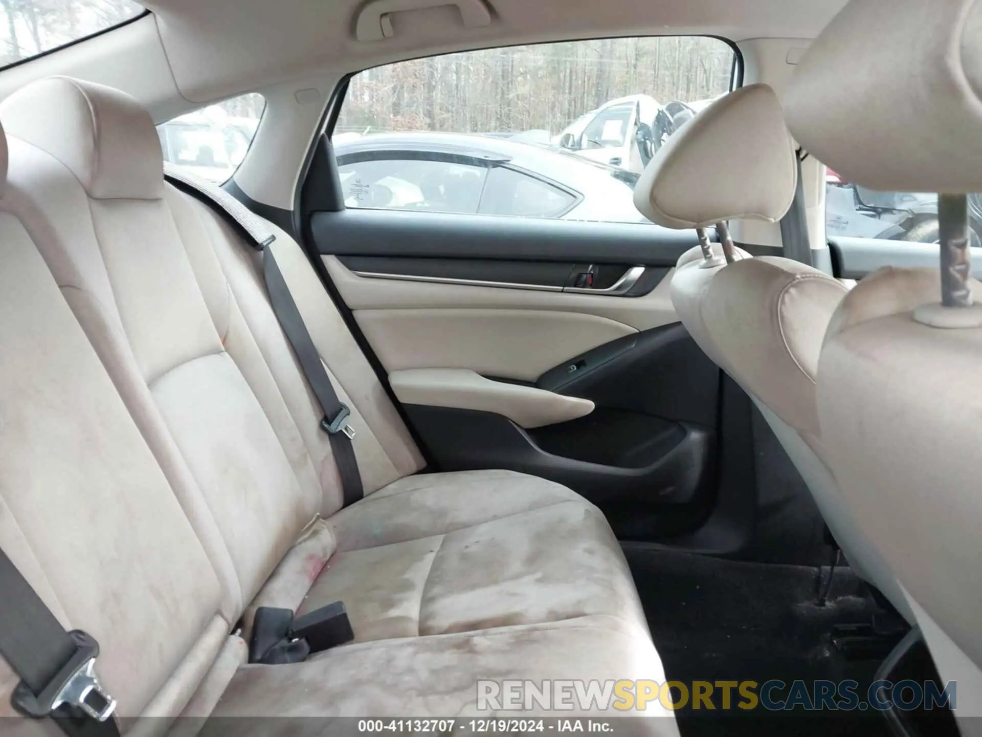 8 fotografías del automóvil dañado 1HGCV1F19LA045166 HONDA ACCORD 2020