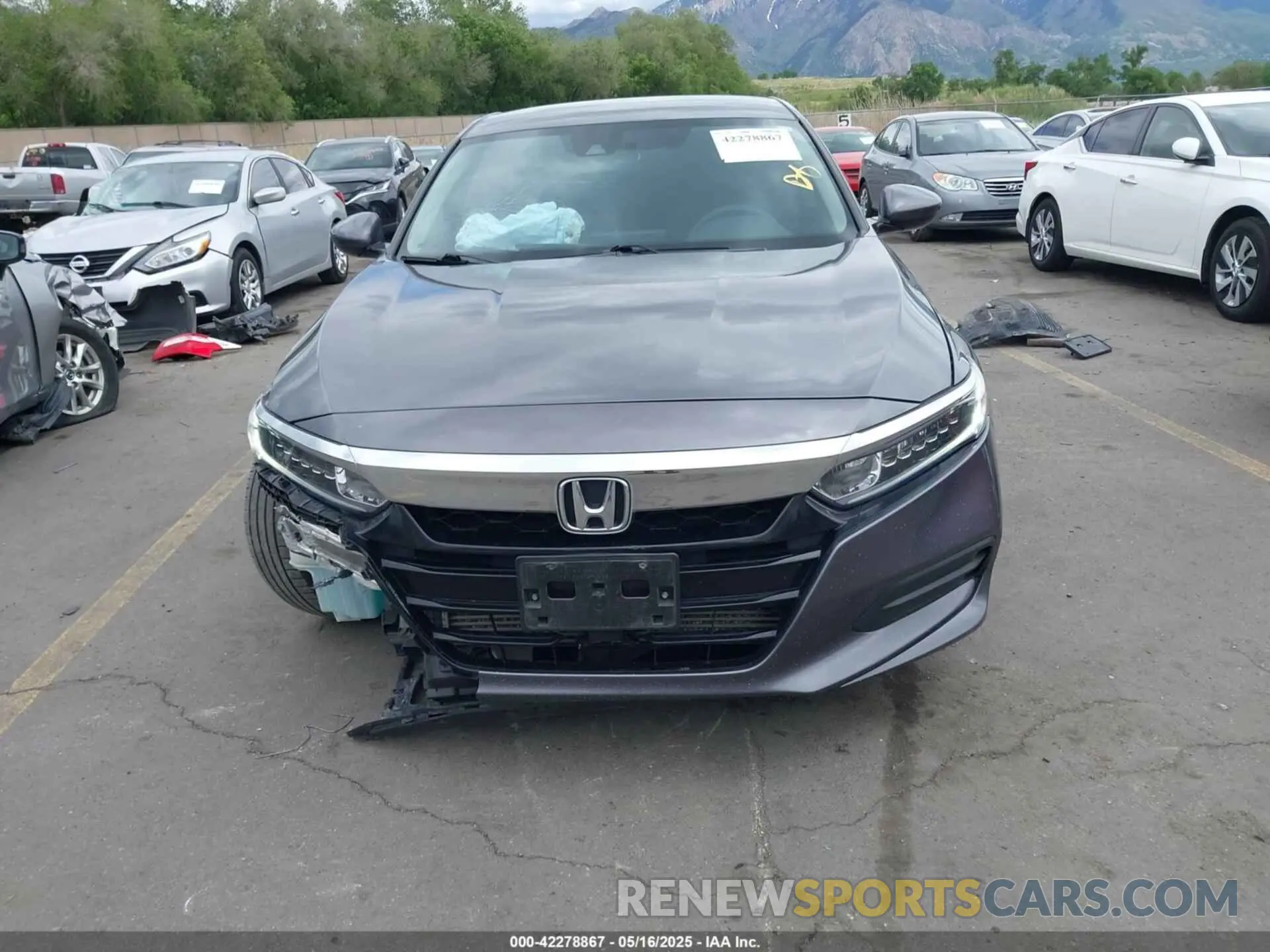 12 fotografías del automóvil dañado 1HGCV1F19LA082766 HONDA ACCORD 2020