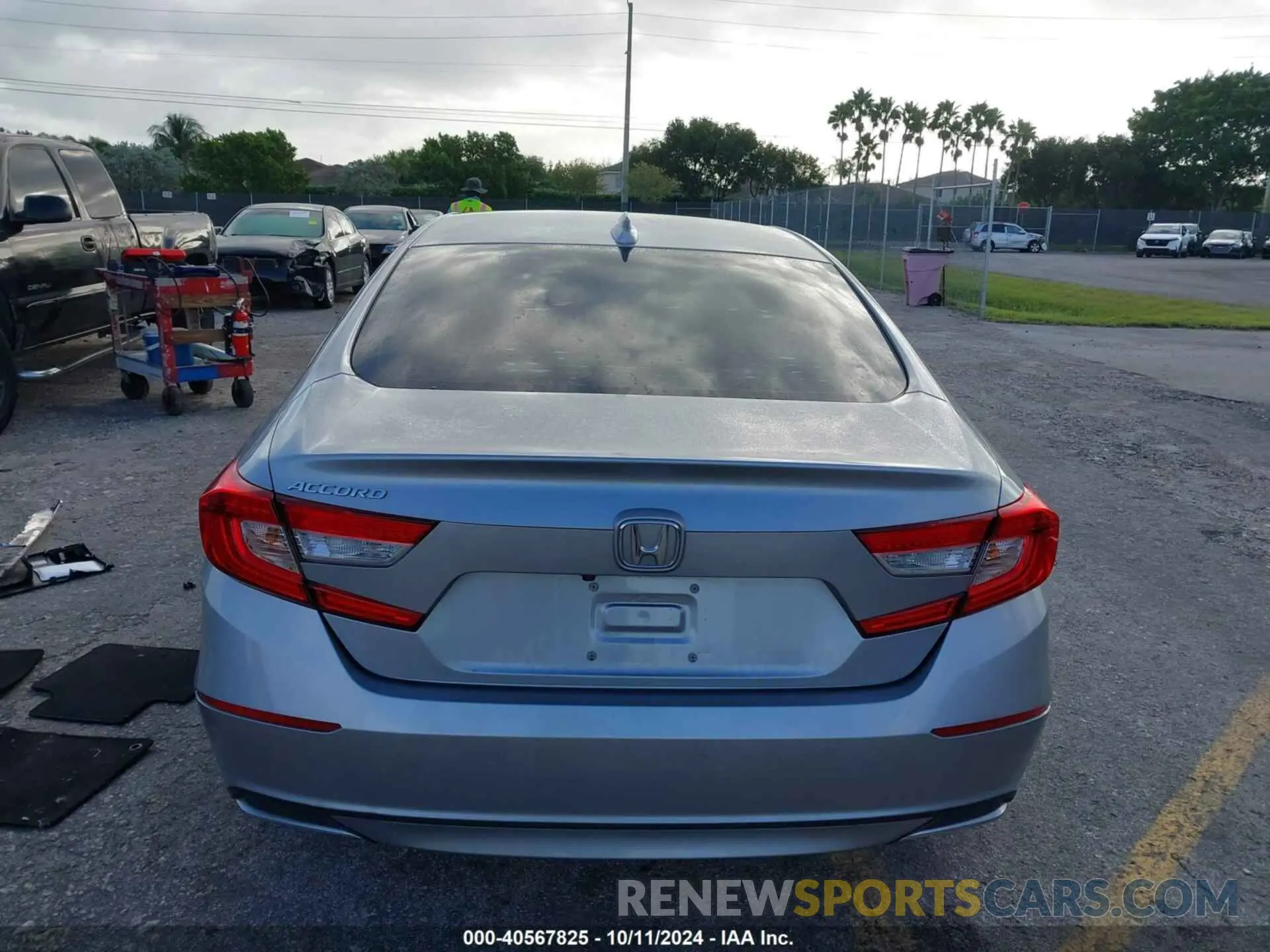 17 fotografías del automóvil dañado 1HGCV1F19LA106967 HONDA ACCORD 2020