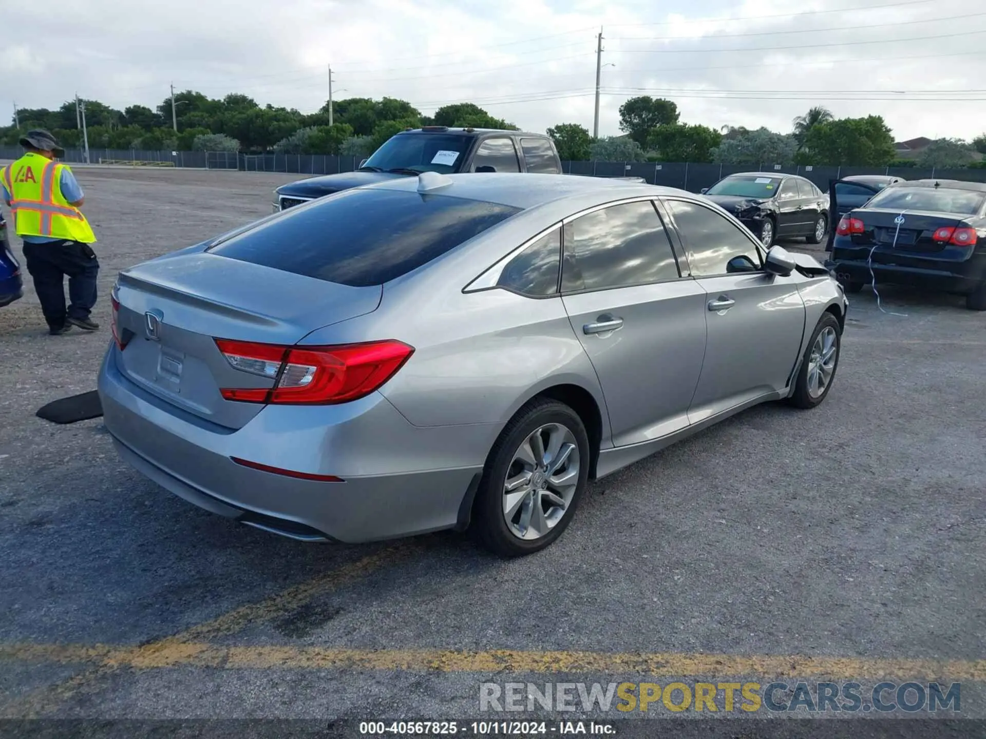 4 fotografías del automóvil dañado 1HGCV1F19LA106967 HONDA ACCORD 2020