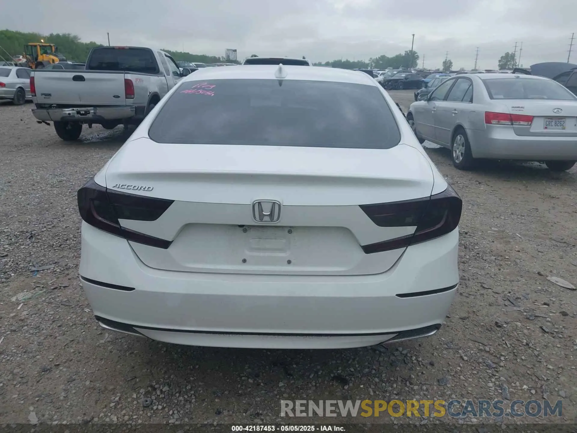 17 fotografías del automóvil dañado 1HGCV1F19LA130492 HONDA ACCORD 2020