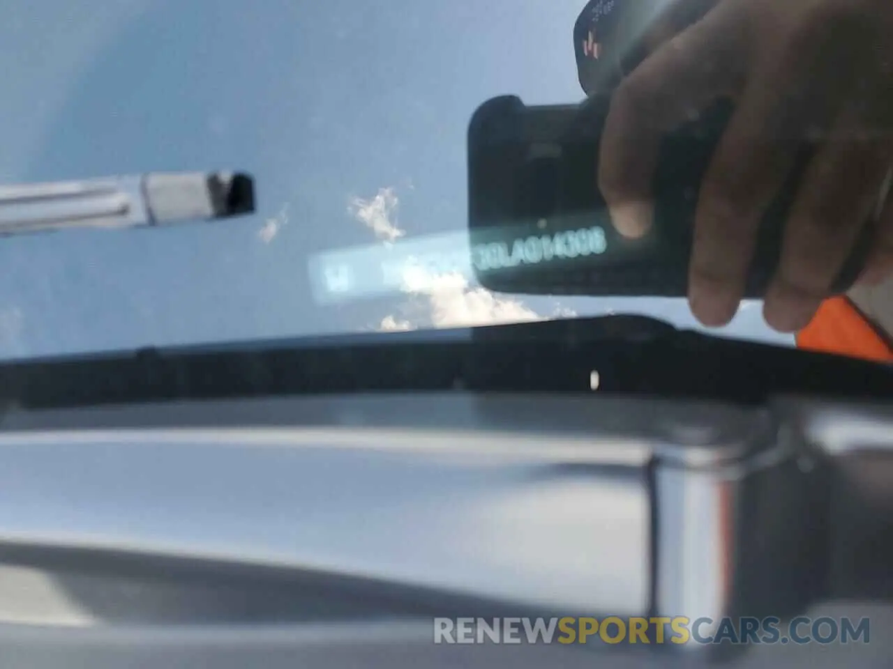 12 fotografías del automóvil dañado 1HGCV1F30LA014308 HONDA ACCORD 2020