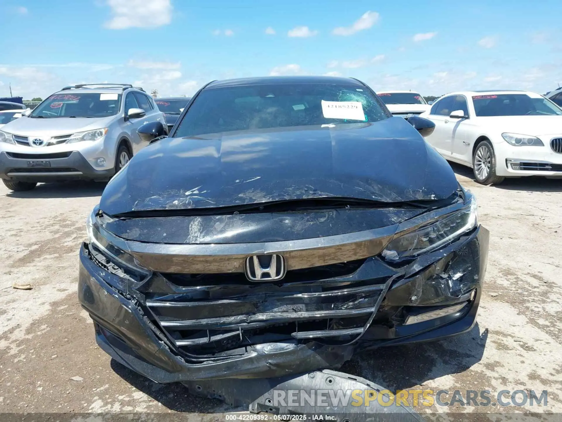 12 fotografías del automóvil dañado 1HGCV1F30LA016687 HONDA ACCORD 2020