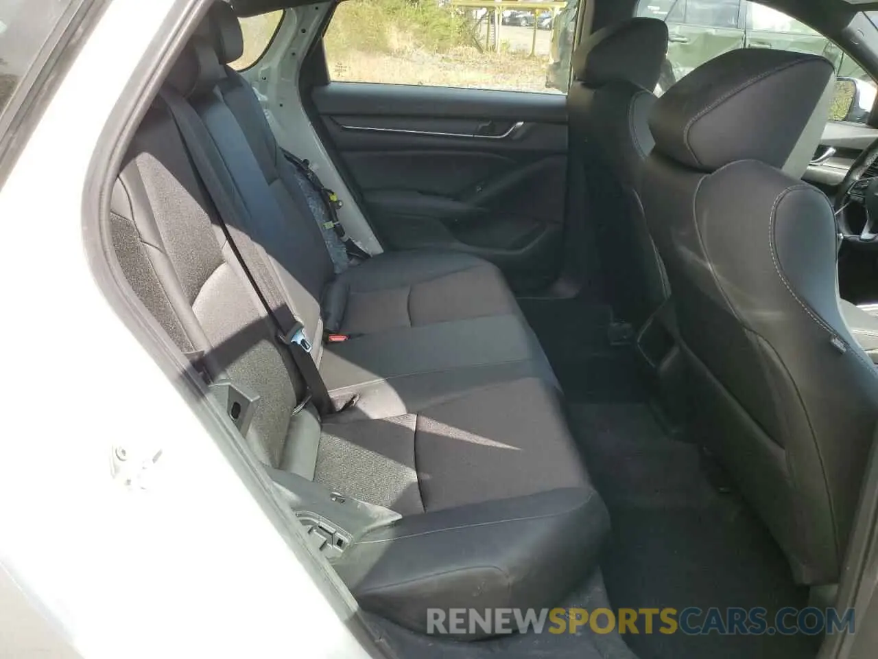 10 fotografías del automóvil dañado 1HGCV1F30LA074086 HONDA ACCORD 2020