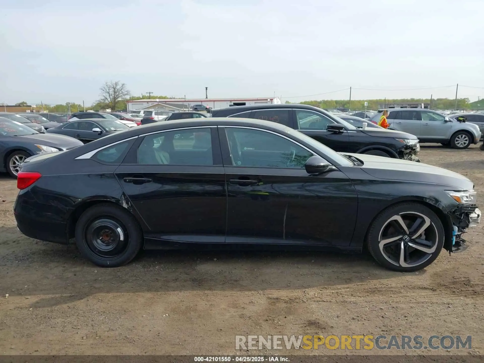 13 fotografías del automóvil dañado 1HGCV1F30LA103456 HONDA ACCORD 2020