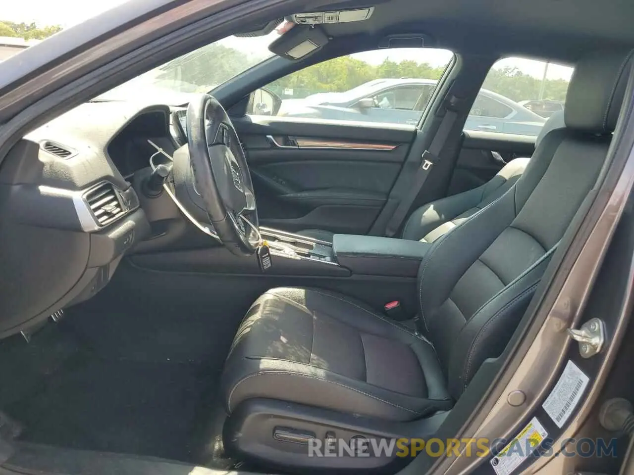 7 fotografías del automóvil dañado 1HGCV1F30LA154200 HONDA ACCORD 2020