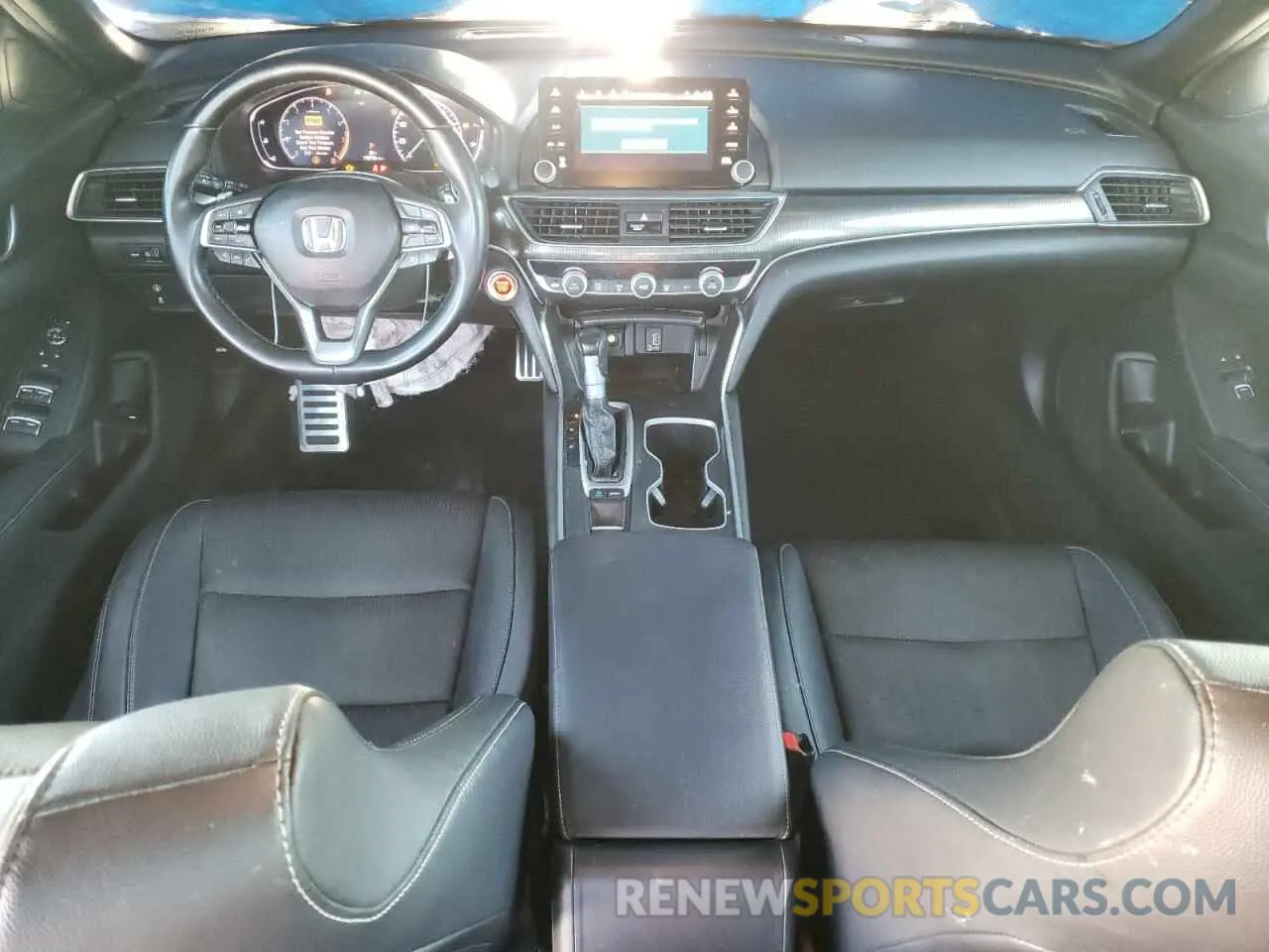 8 fotografías del automóvil dañado 1HGCV1F31LA015788 HONDA ACCORD 2020