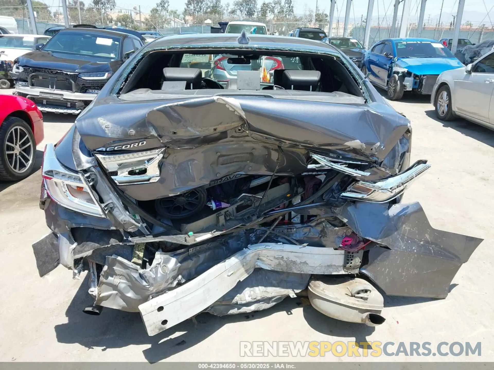 15 fotografías del automóvil dañado 1HGCV1F31LA035801 HONDA ACCORD 2020