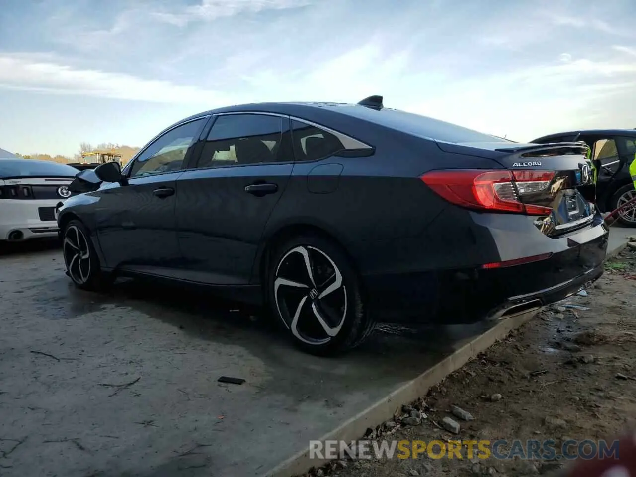 2 fotografías del automóvil dañado 1HGCV1F31LA102235 HONDA ACCORD 2020
