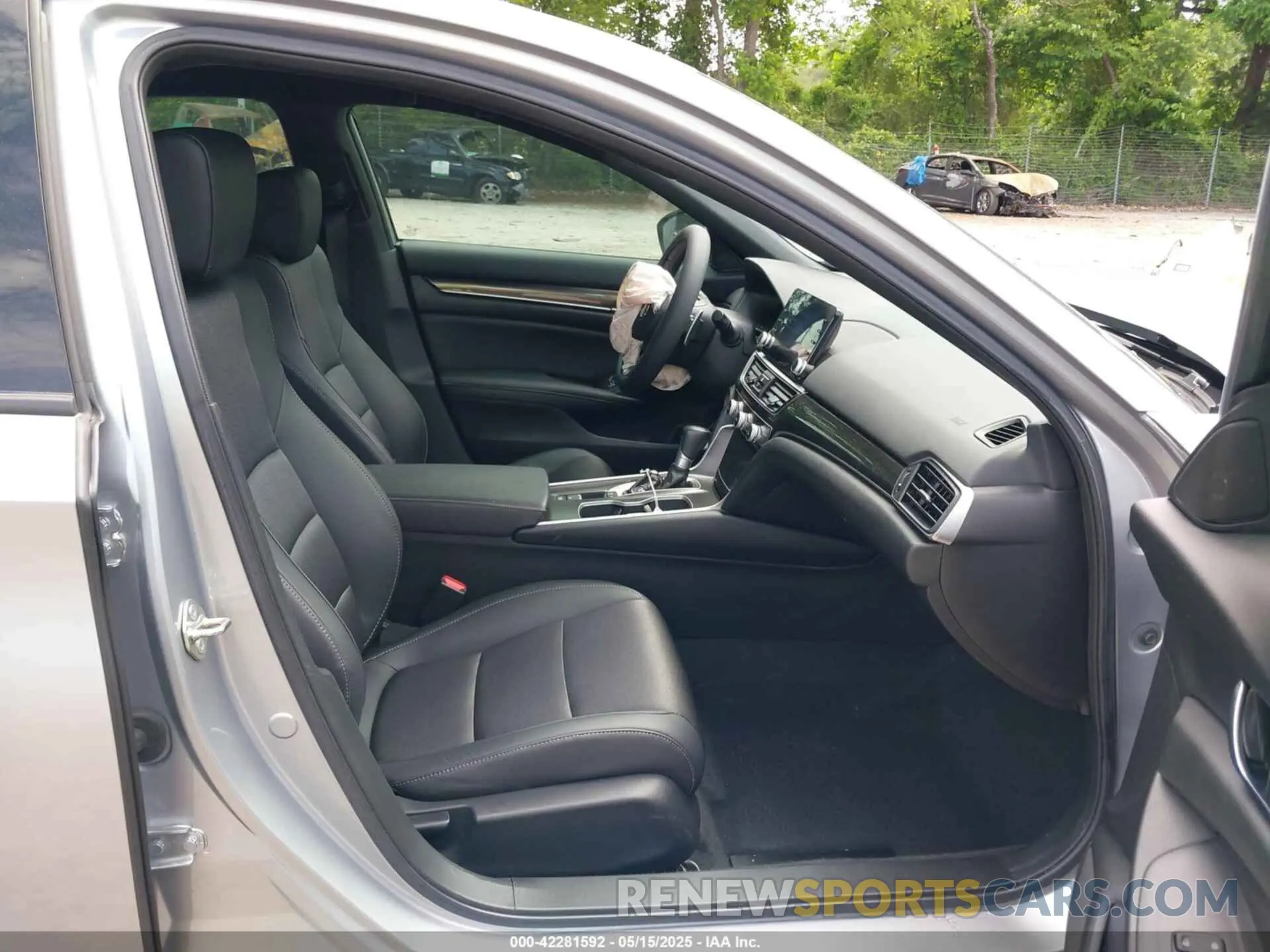 5 fotografías del automóvil dañado 1HGCV1F31LA135235 HONDA ACCORD 2020