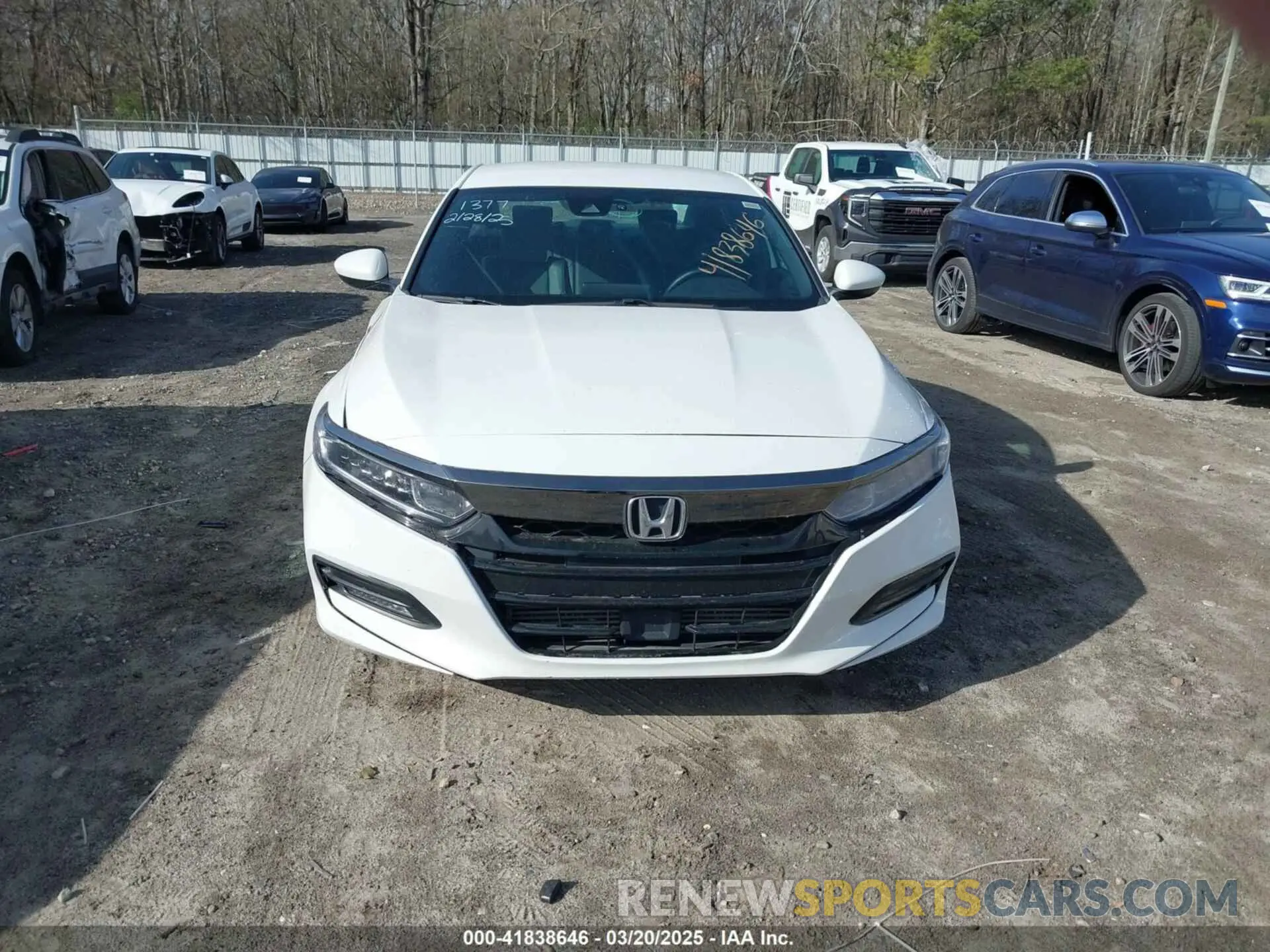 11 fotografías del automóvil dañado 1HGCV1F32LA151377 HONDA ACCORD 2020