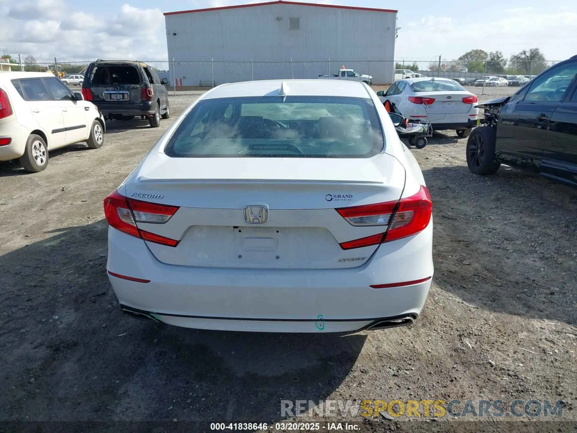15 fotografías del automóvil dañado 1HGCV1F32LA151377 HONDA ACCORD 2020