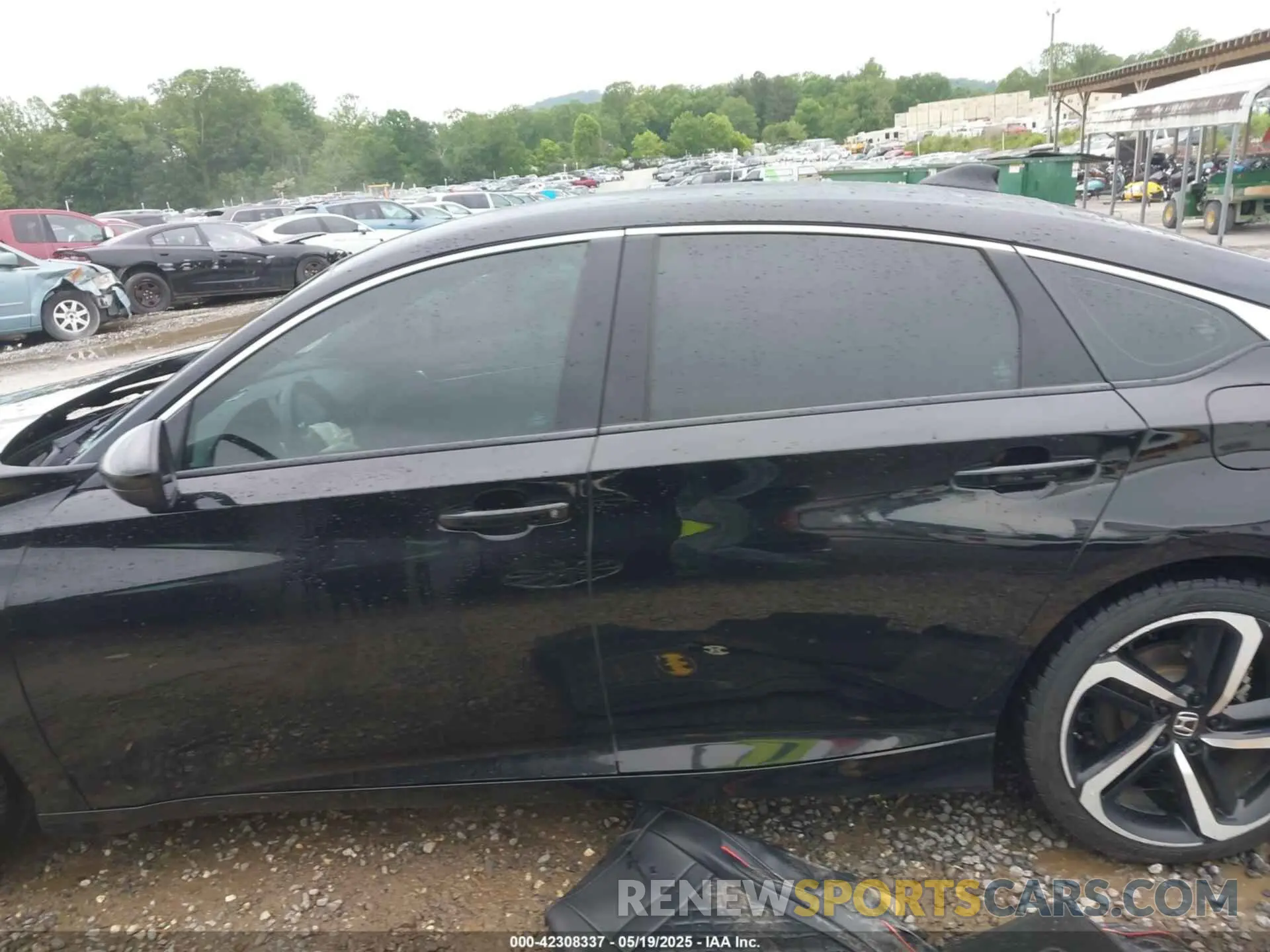 14 fotografías del automóvil dañado 1HGCV1F33LA042023 HONDA ACCORD 2020