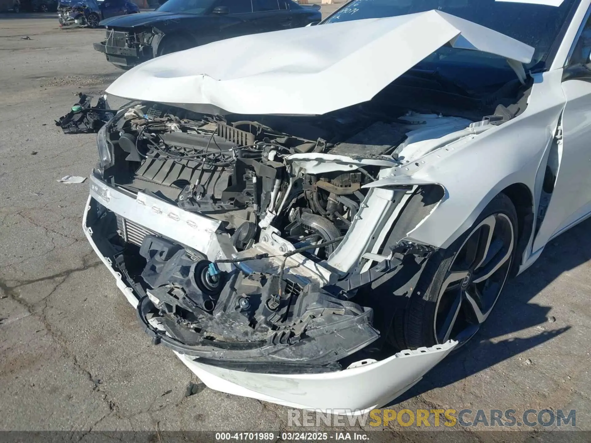 11 fotografías del automóvil dañado 1HGCV1F33LA074079 HONDA ACCORD 2020