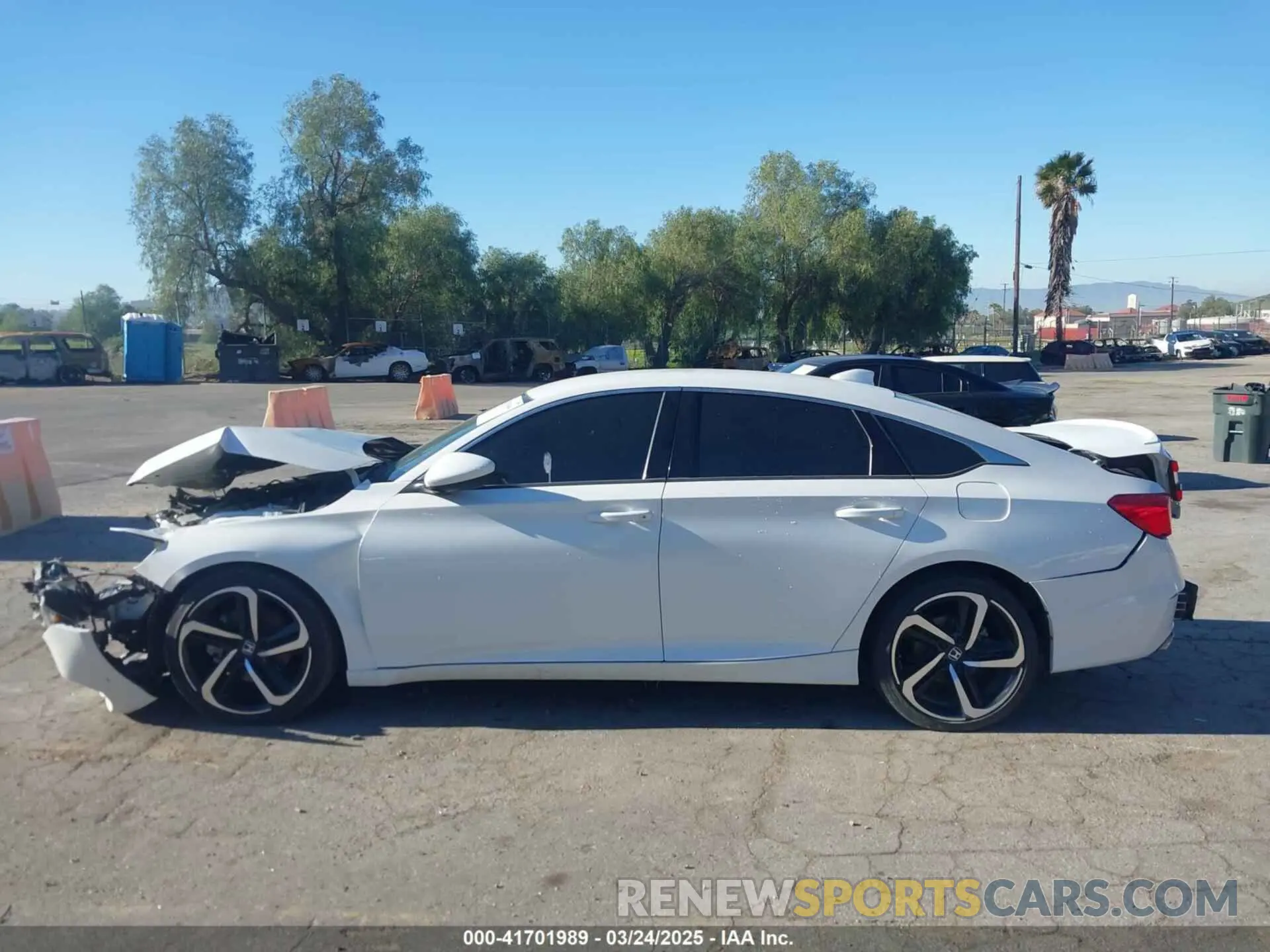 14 fotografías del automóvil dañado 1HGCV1F33LA074079 HONDA ACCORD 2020